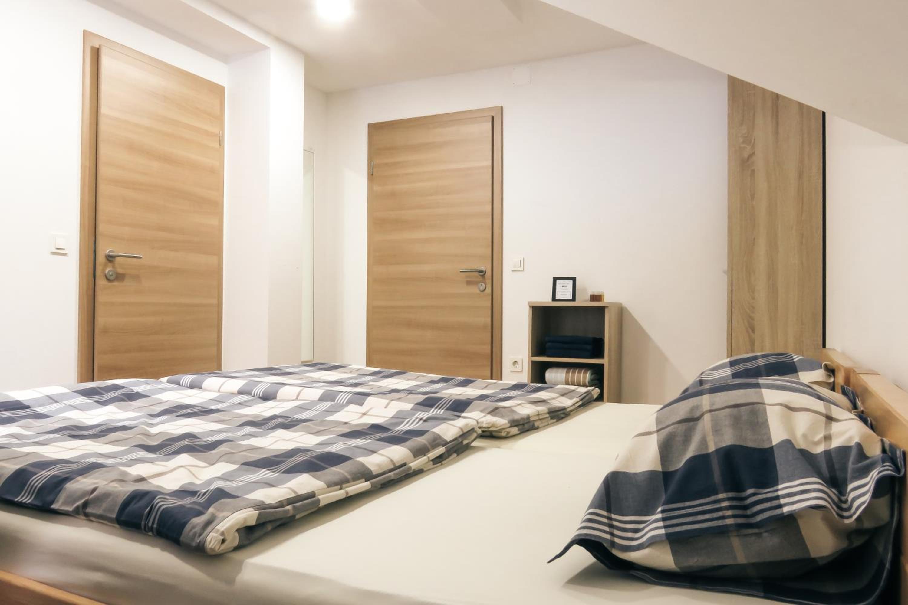 Double Room with Private Bathroom - Photo 4