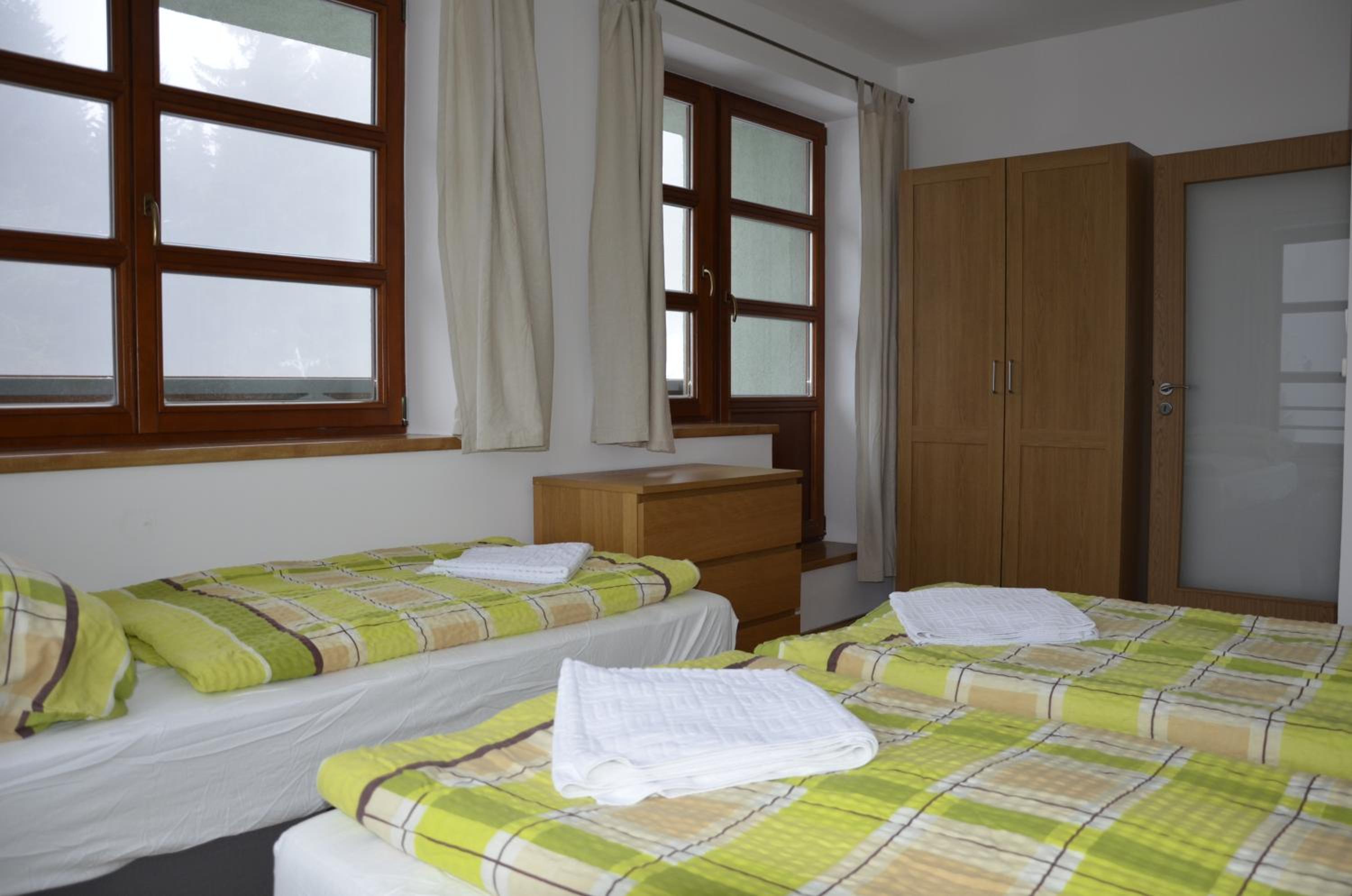 Two-Bedroom Apartment with Mountain View photo 1