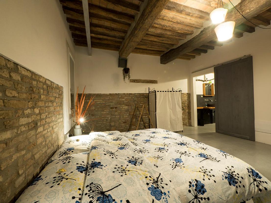 Double Room with Private Bathroom photo 2