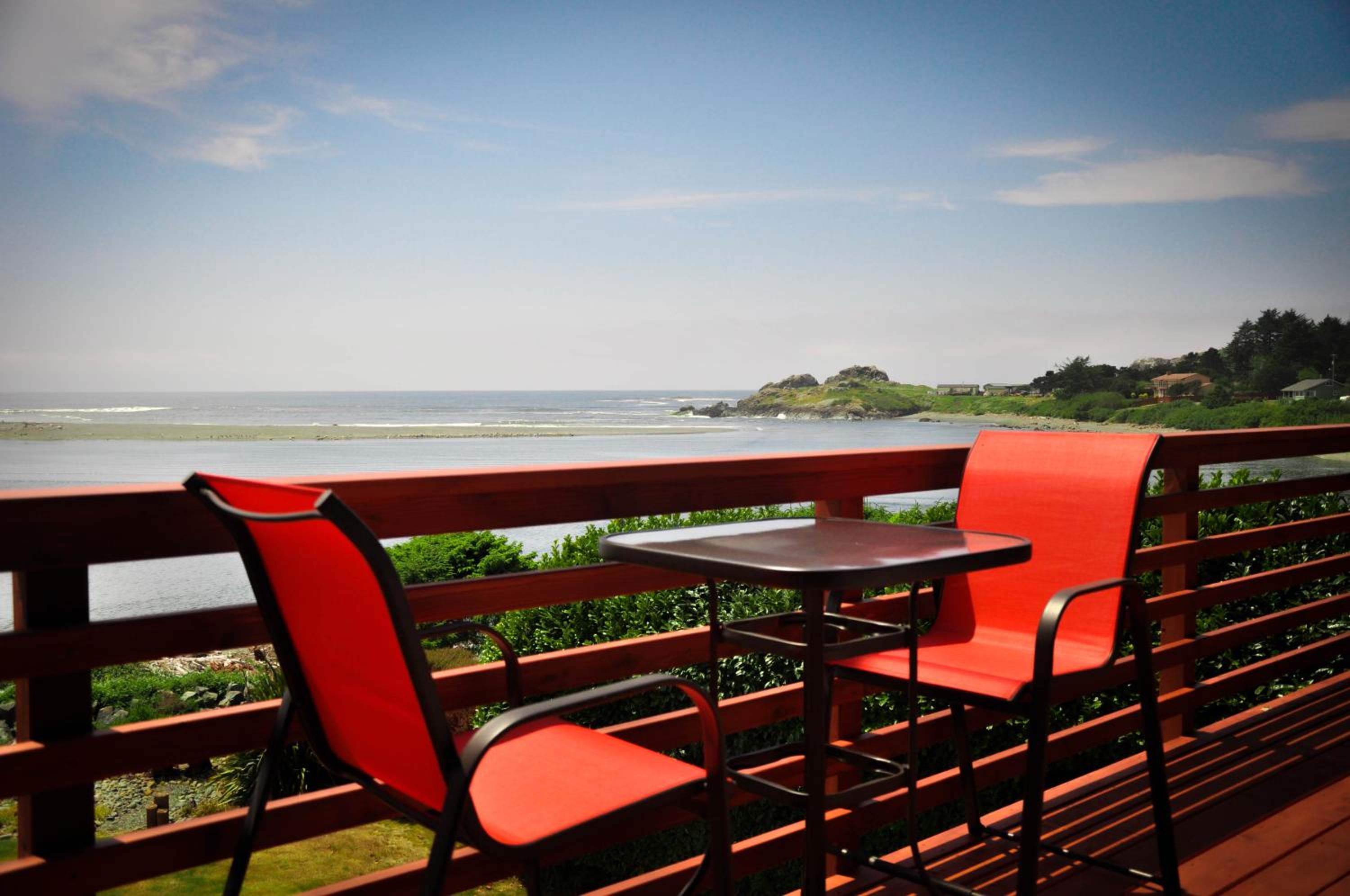 Deluxe Double Room with Balcony and Sea View photo 2