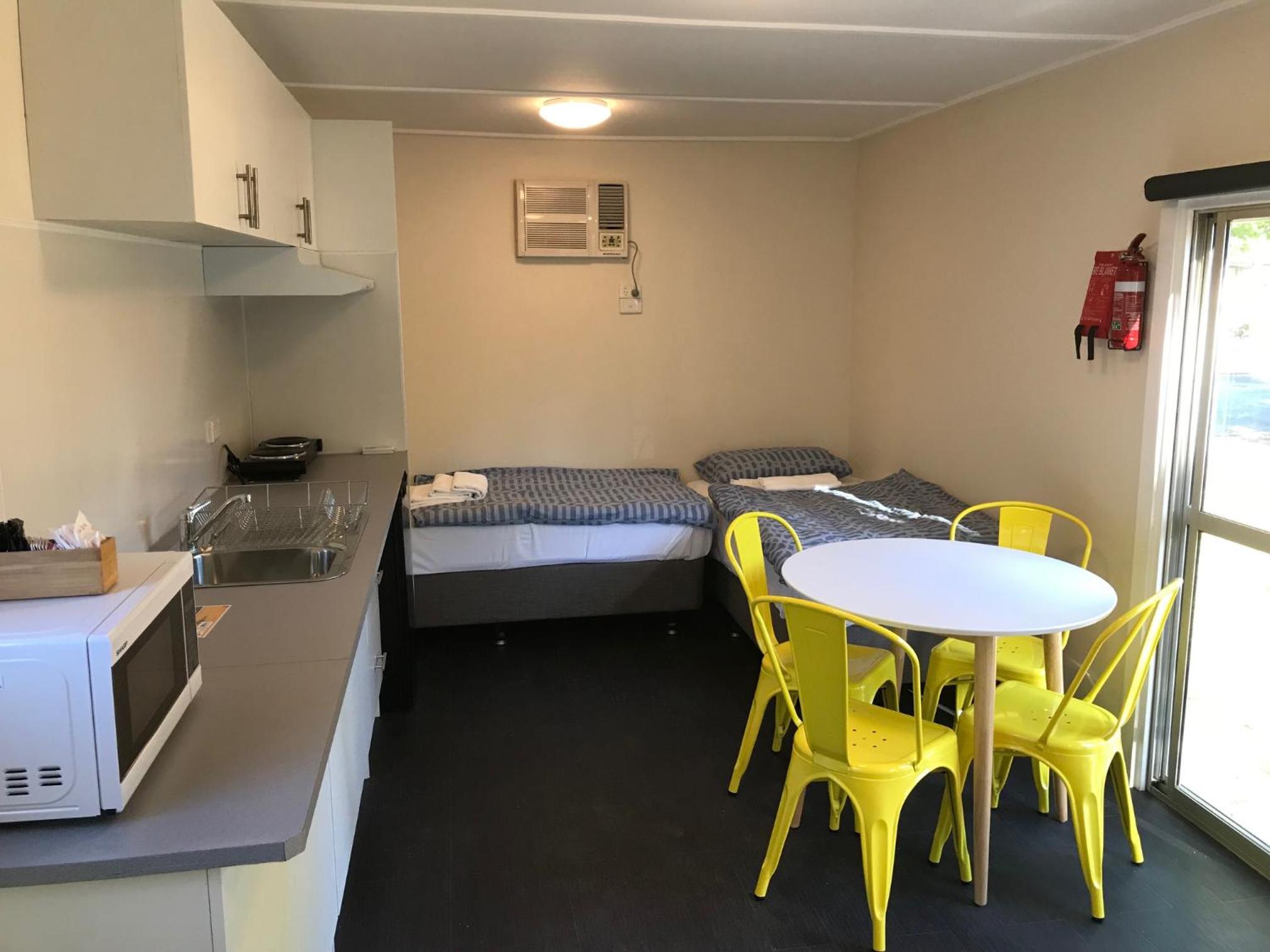 Economy Studio - No Ensuite - Not Pet Friendly photo 2