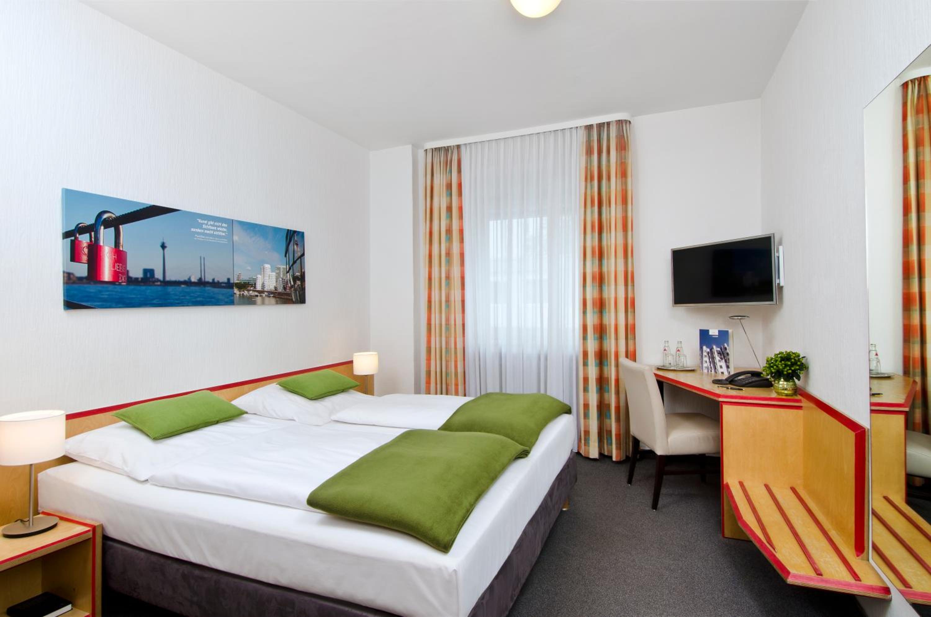 Double Room - Photo 20