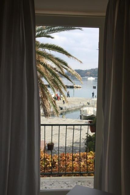 Standard Double Room with Sea View - Photo 7