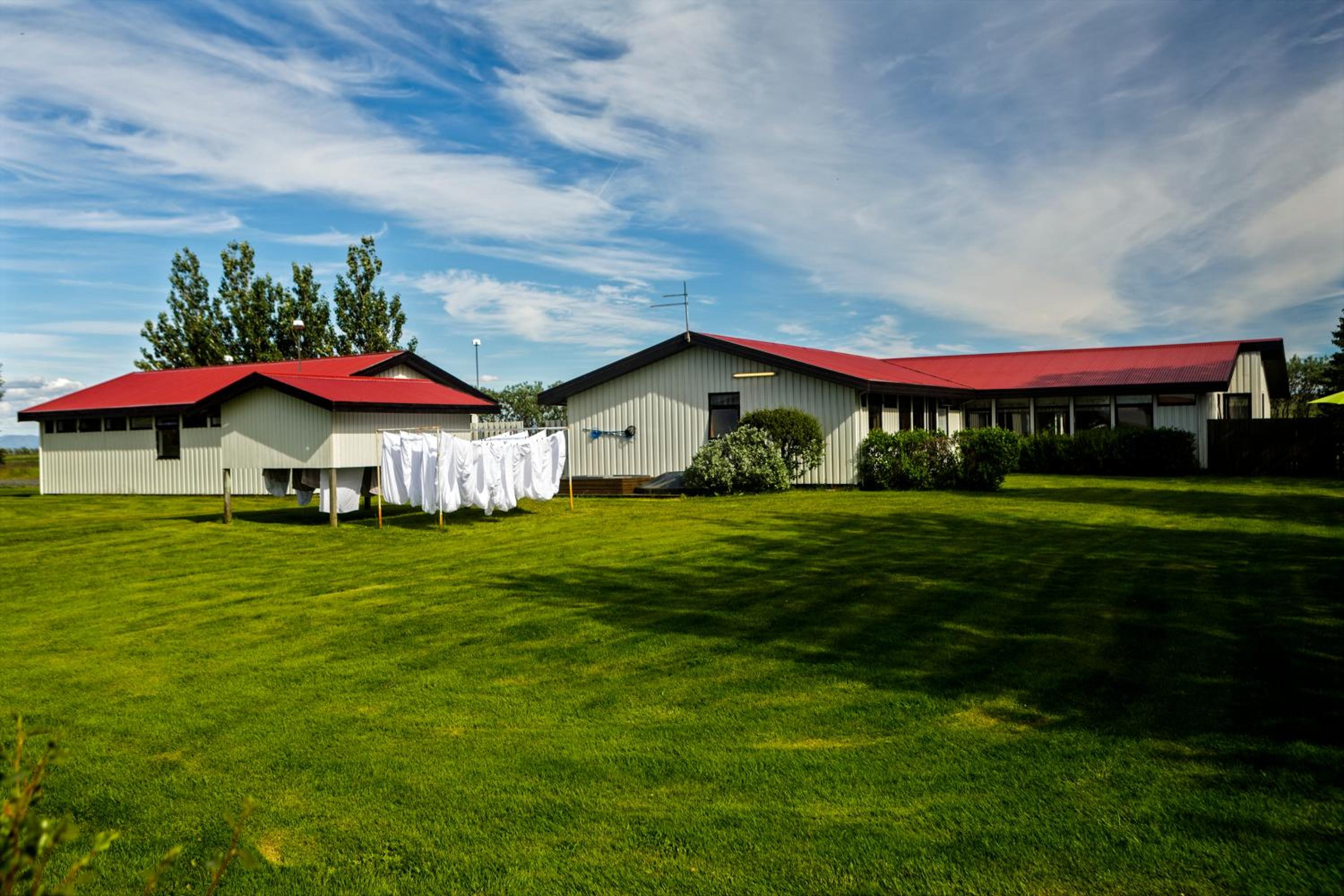Eight-Bedroom House photo 3