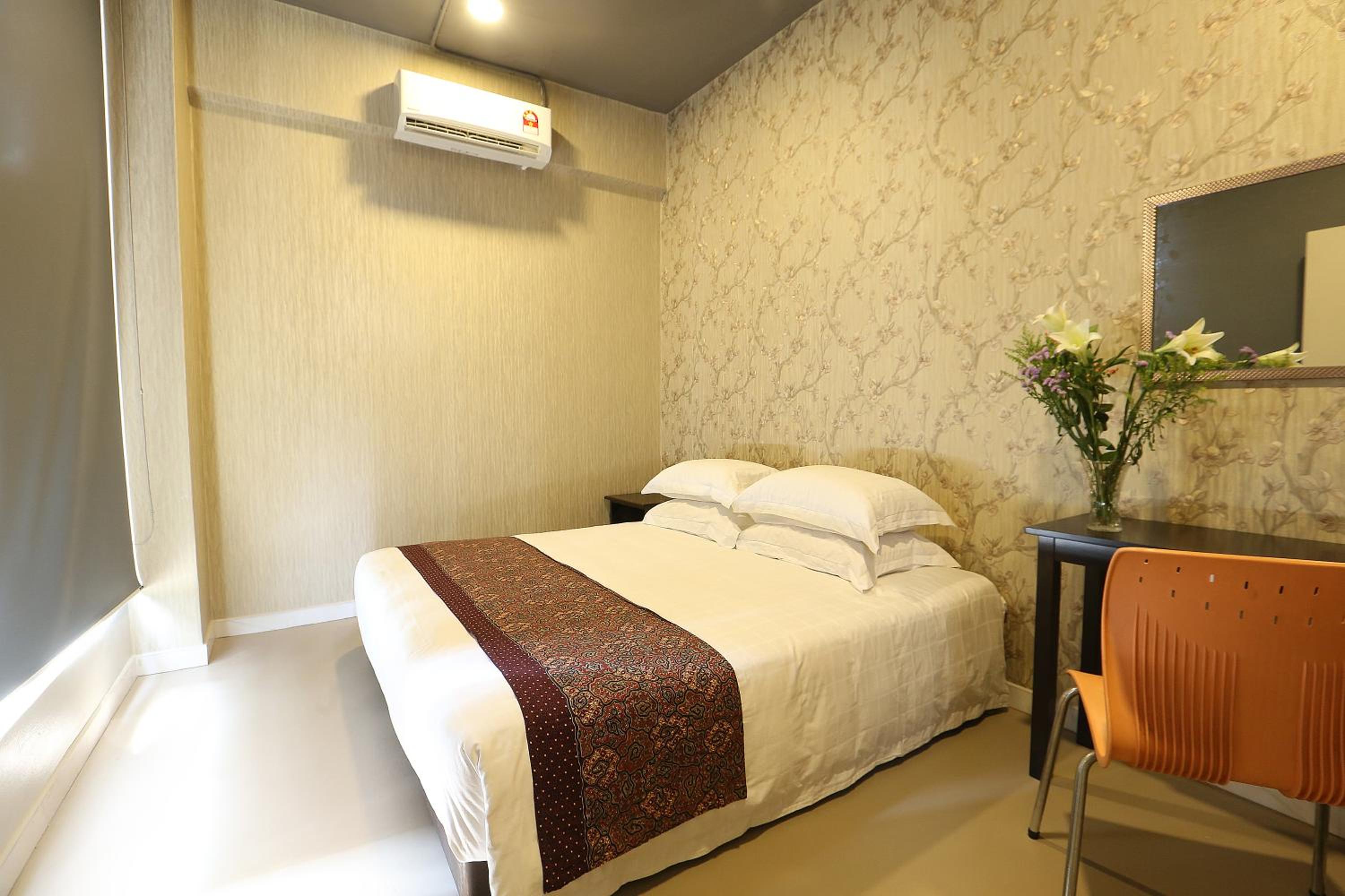 Double Room with Shared Bathroom