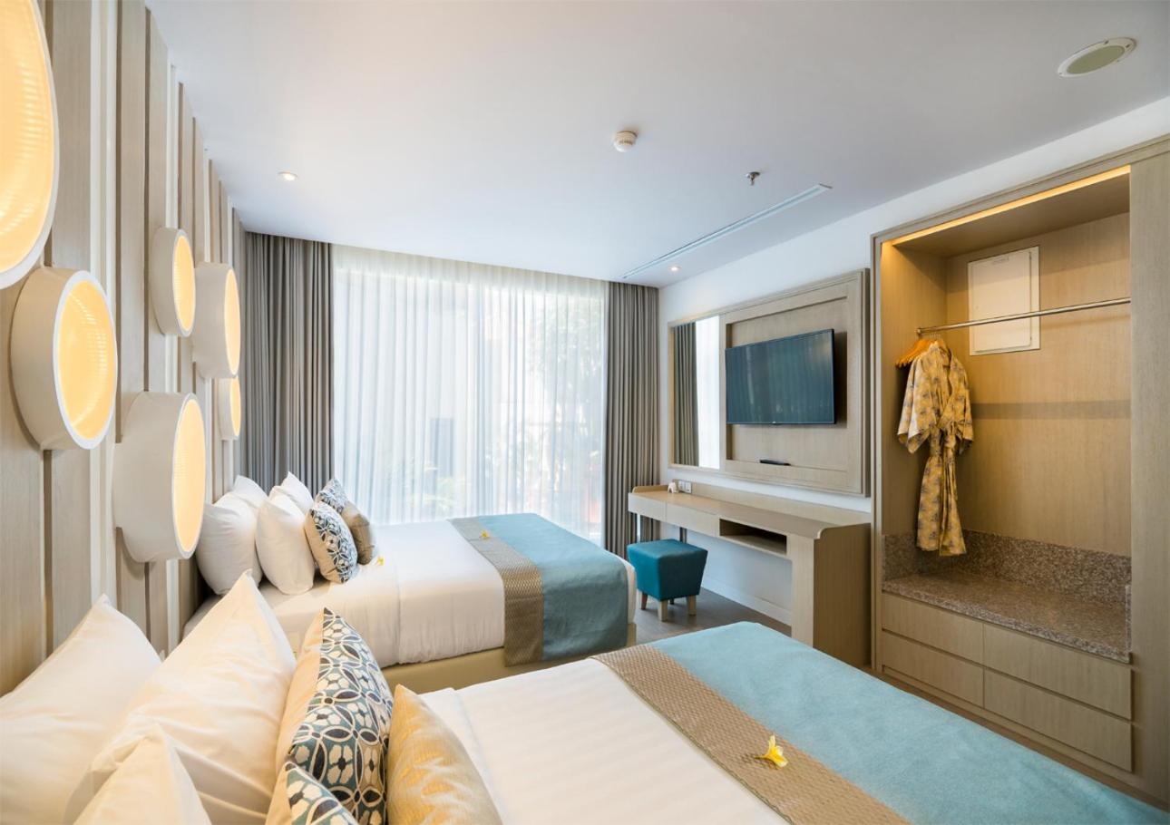 Two-Bedroom Suite - Photo 3