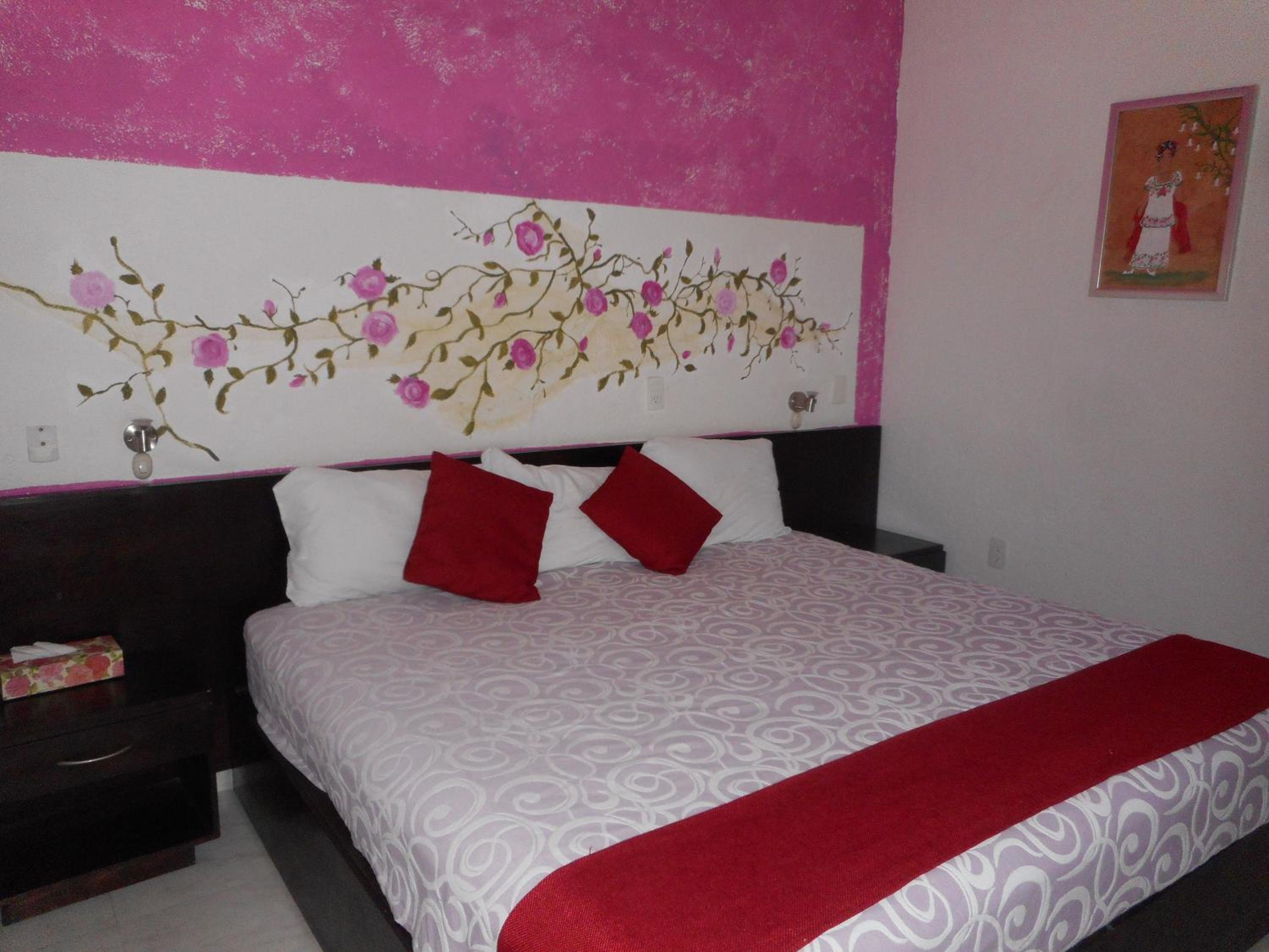 Deluxe King Room photo 2