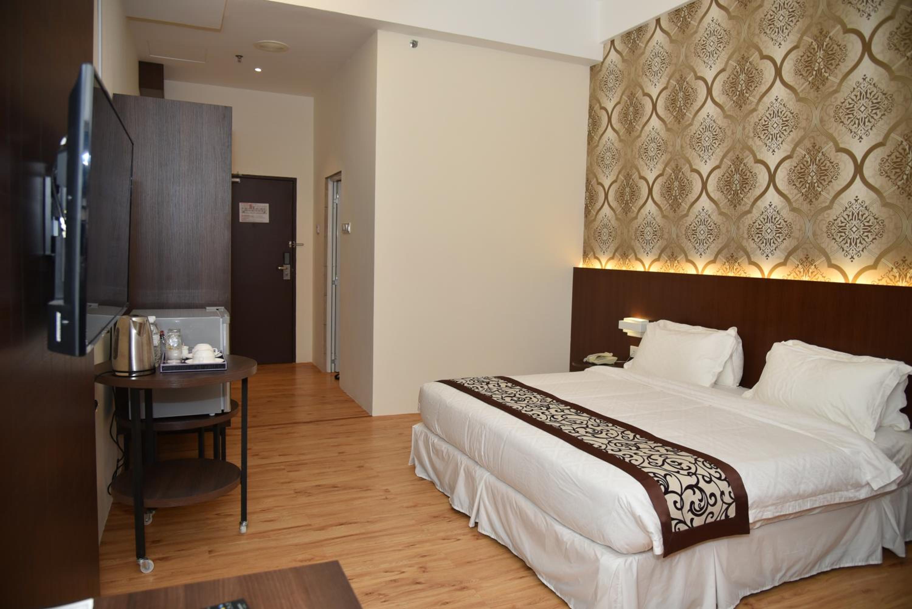 Deluxe Double Room photo 3