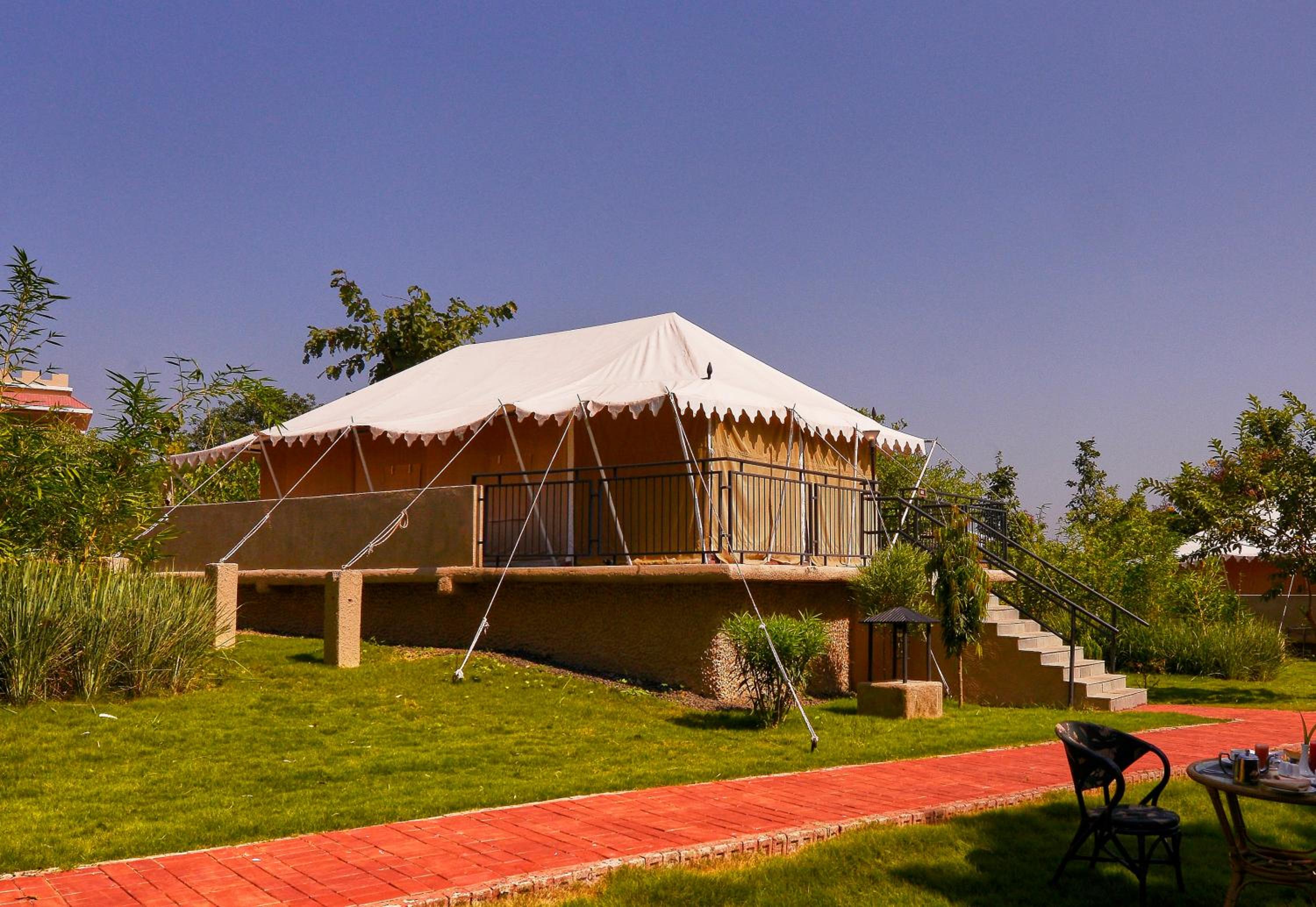 Classic Tent with Sitout photo 2