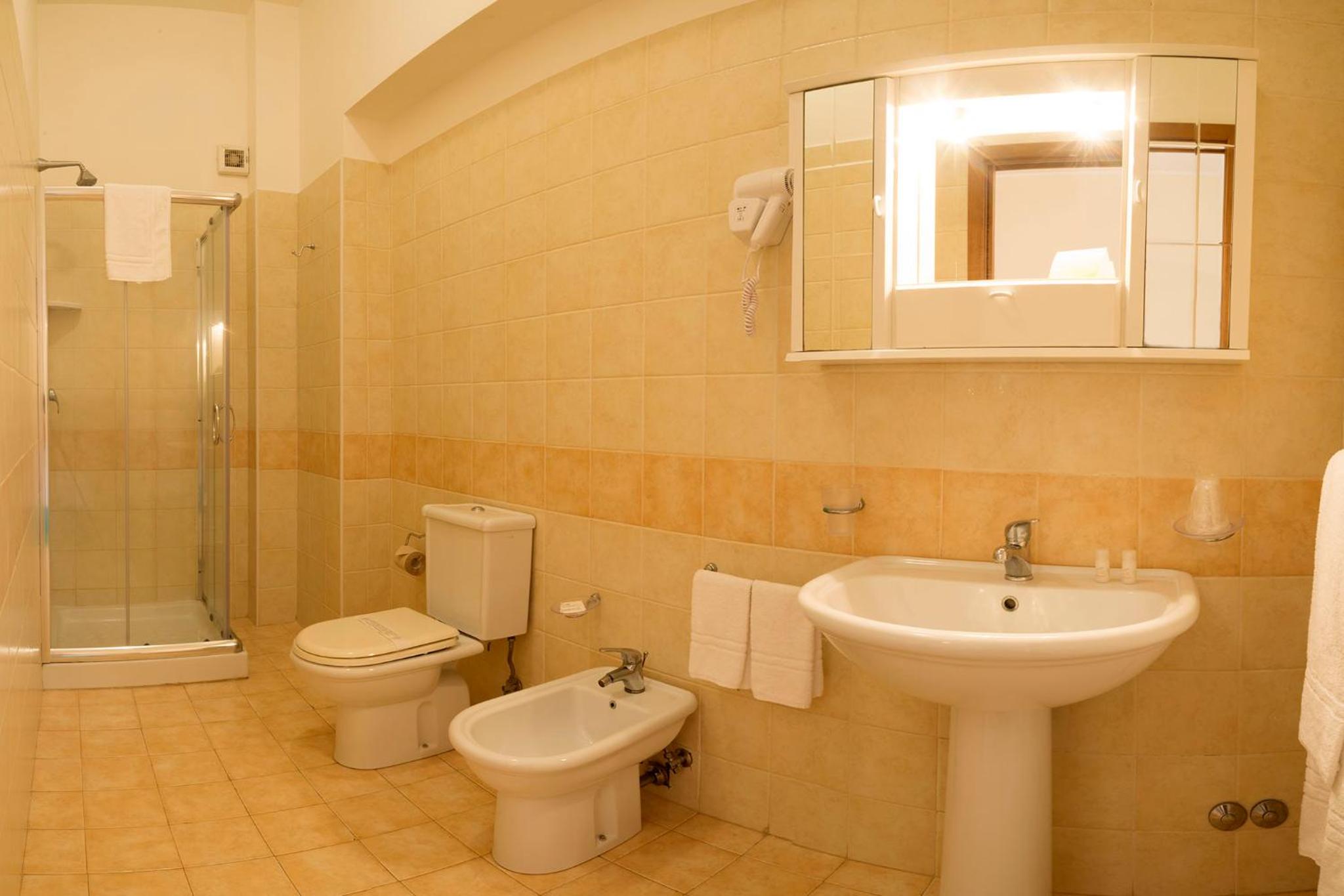 Double Room with Terrace - Photo 3