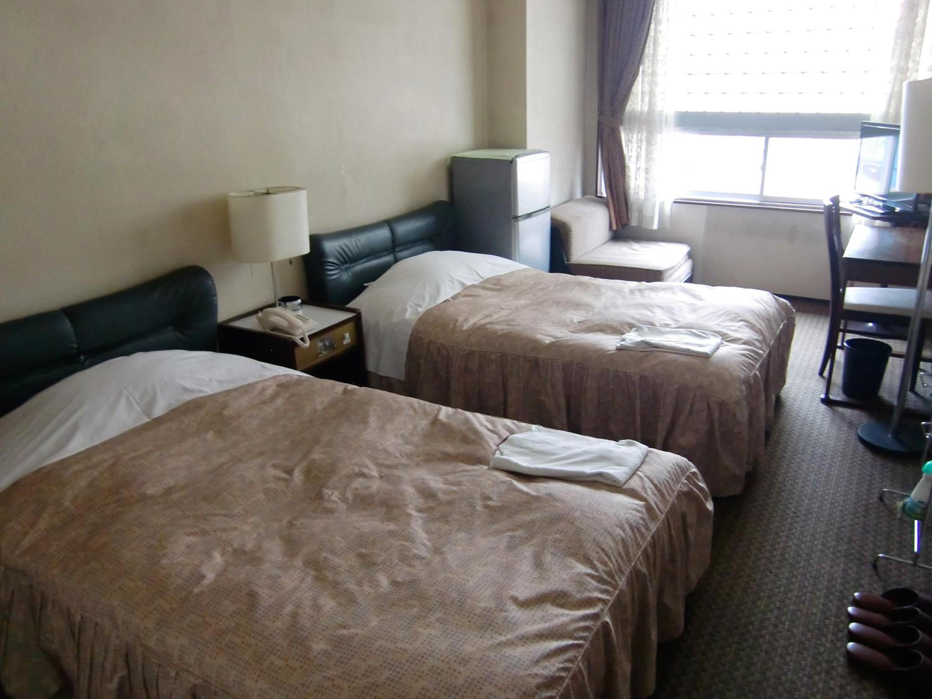 Twin Room A - Non-Smoking photo 1