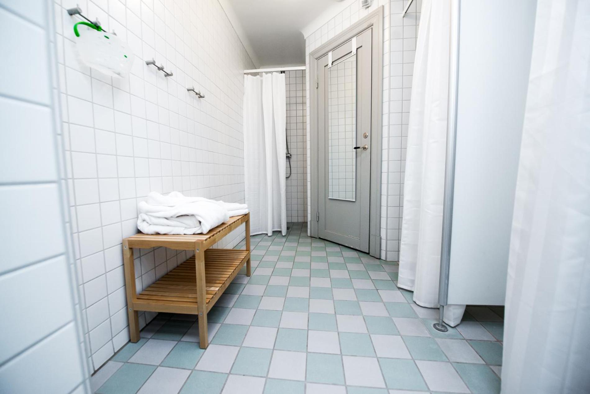 Standard Double Room with Shared Bathroom photo 3