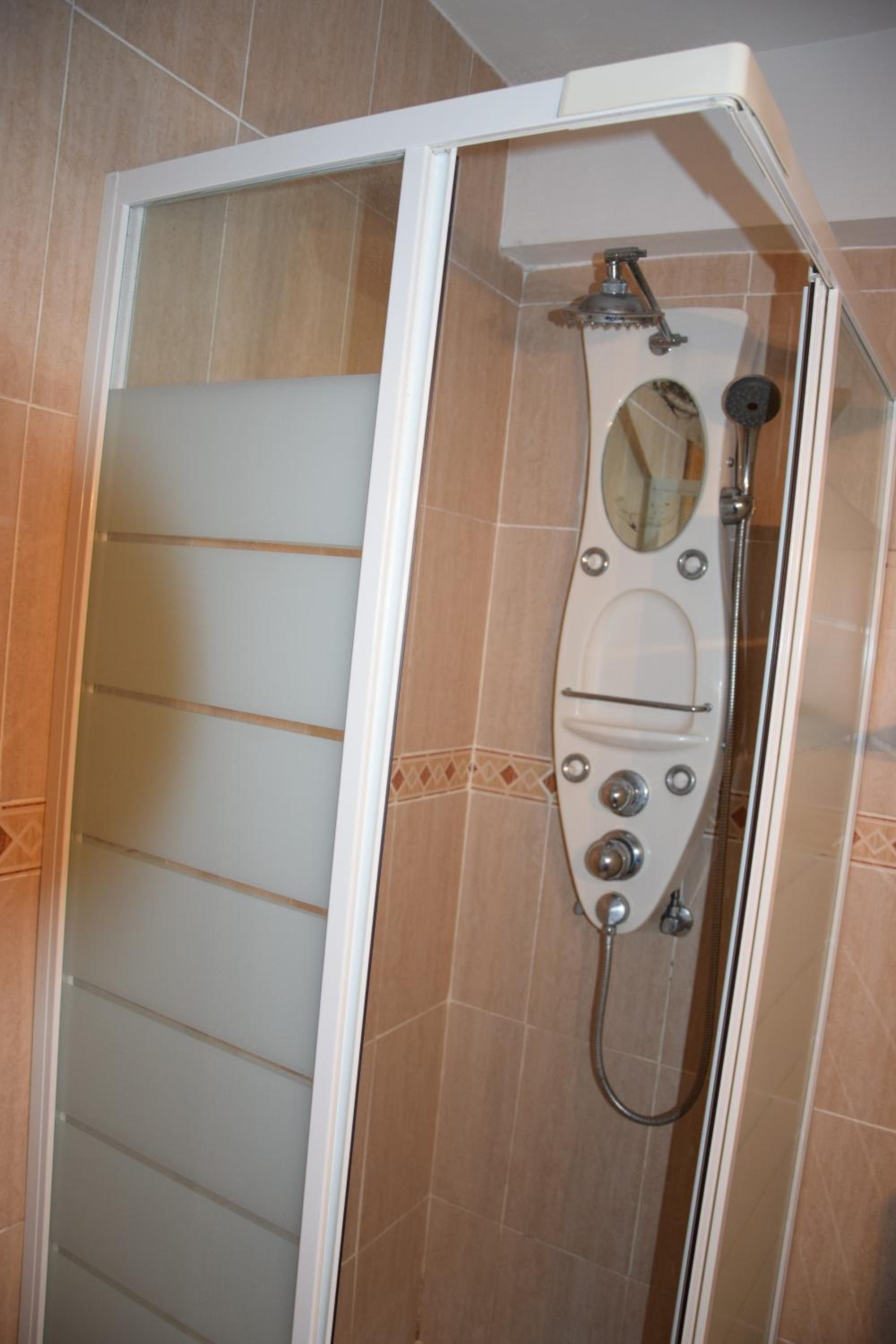 Standard Apartment - Photo 7