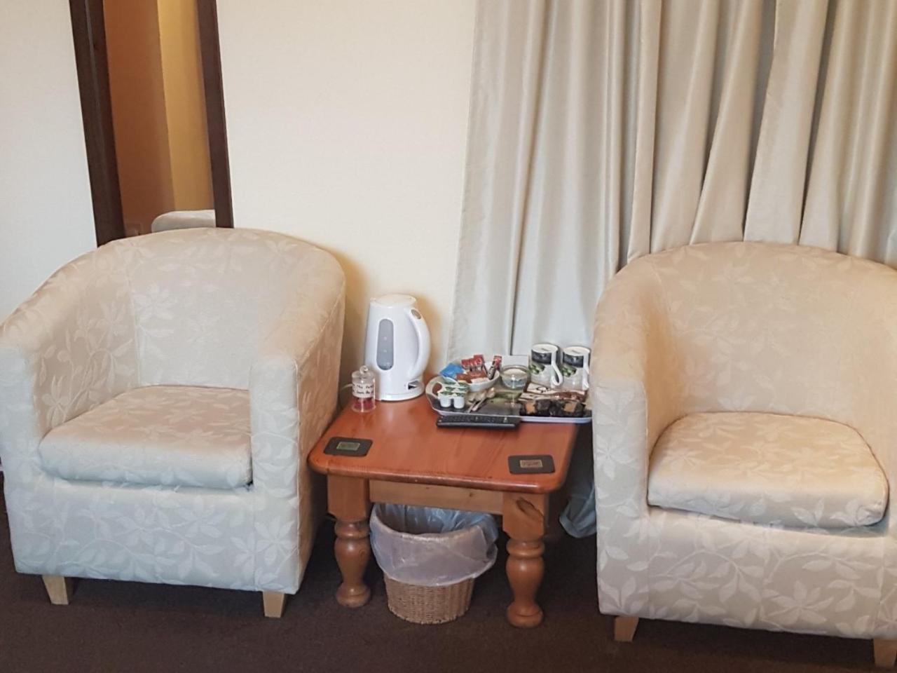 Deluxe Double Room with Shower