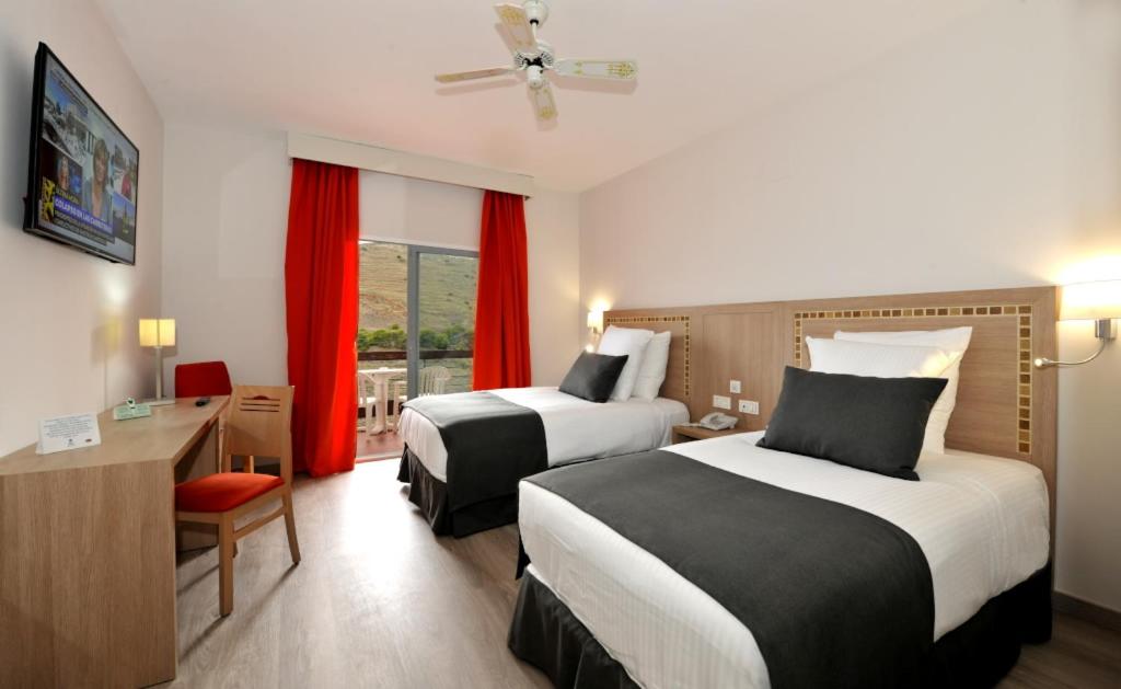 Superior Twin Room - Photo 5