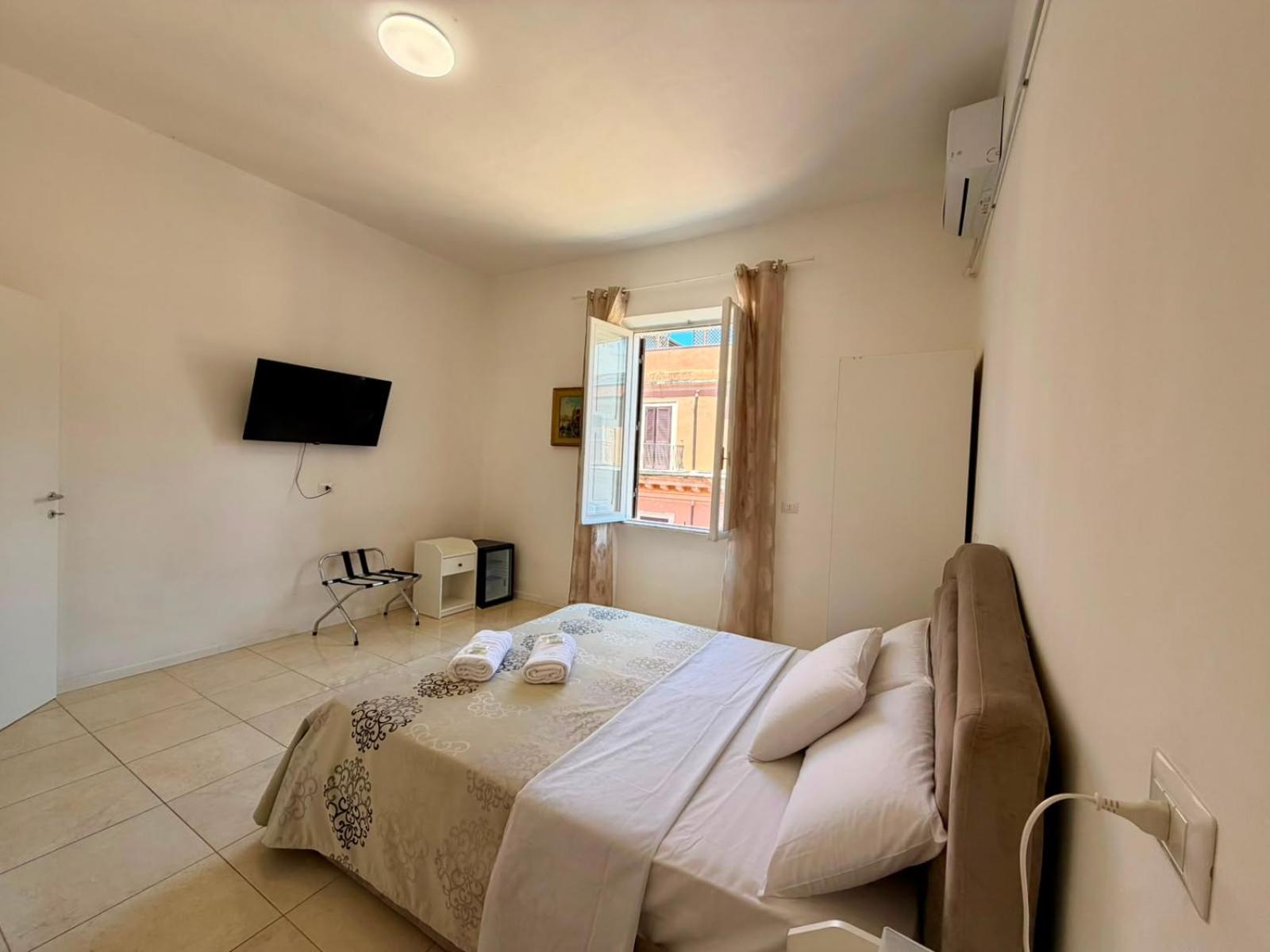 Double Room with Private Bathroom photo 3