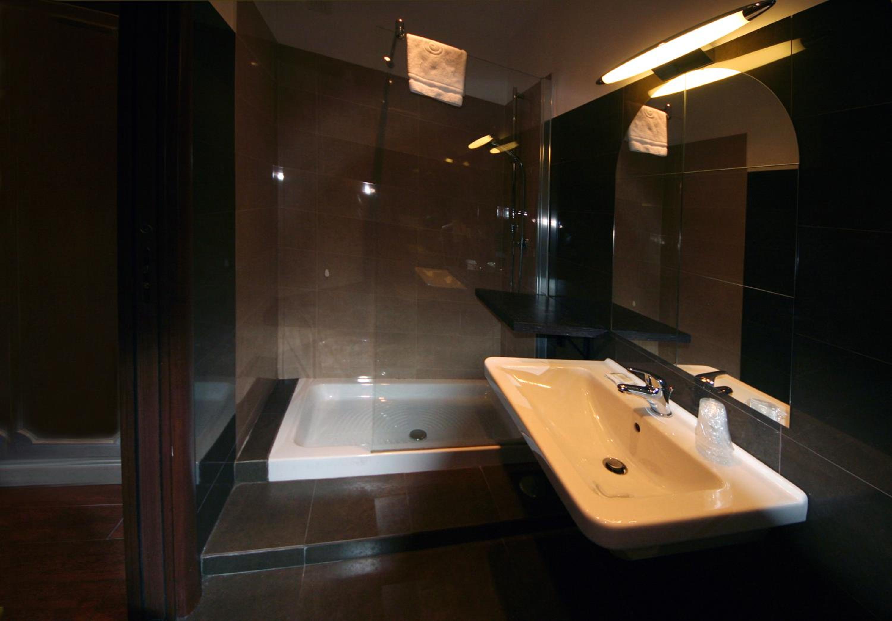Double or Twin Room photo 2