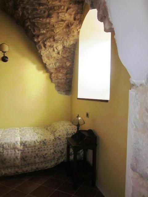 Large Single Room photo 3