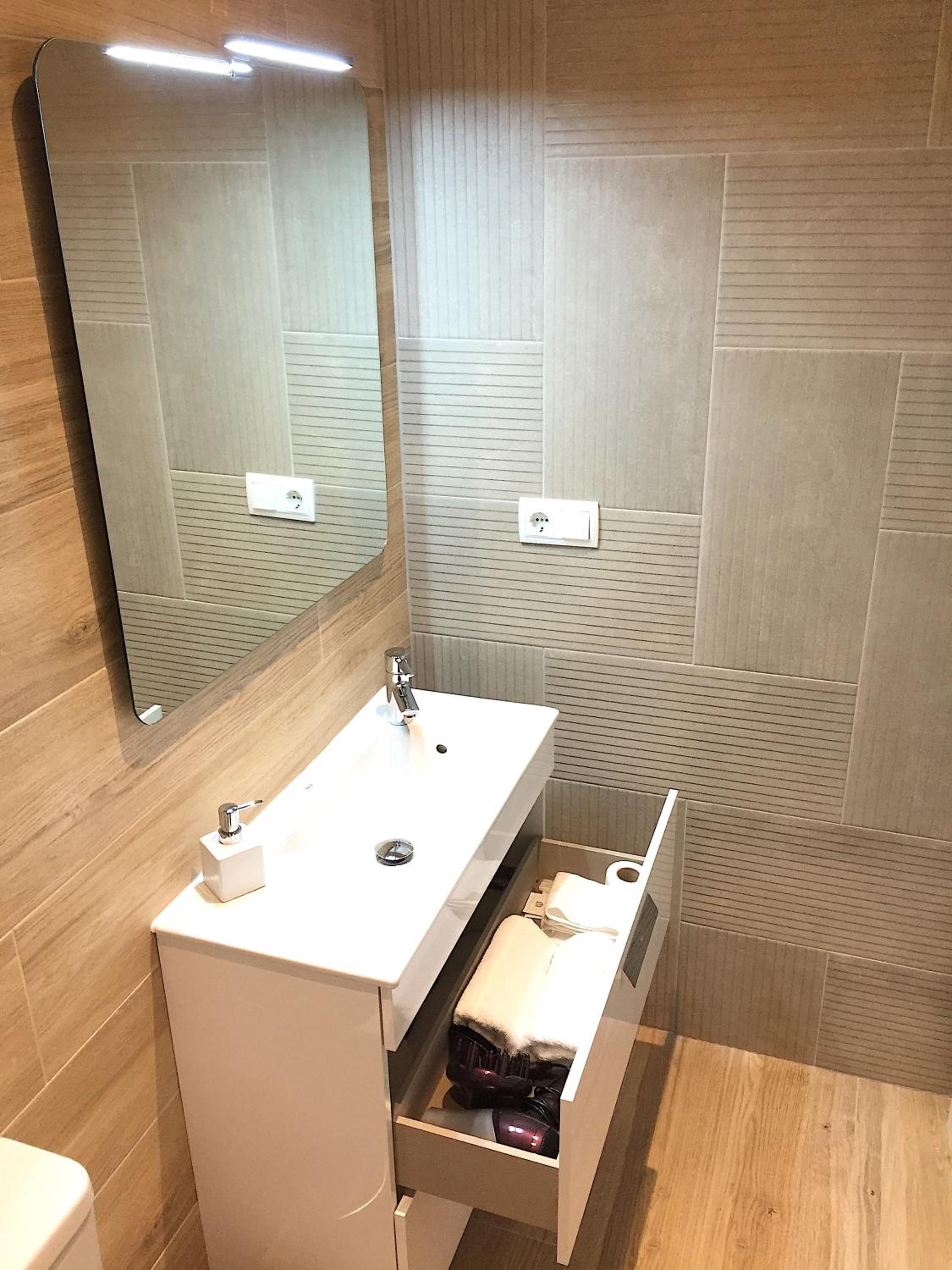 Triple Room with Private External Bathroom photo 2