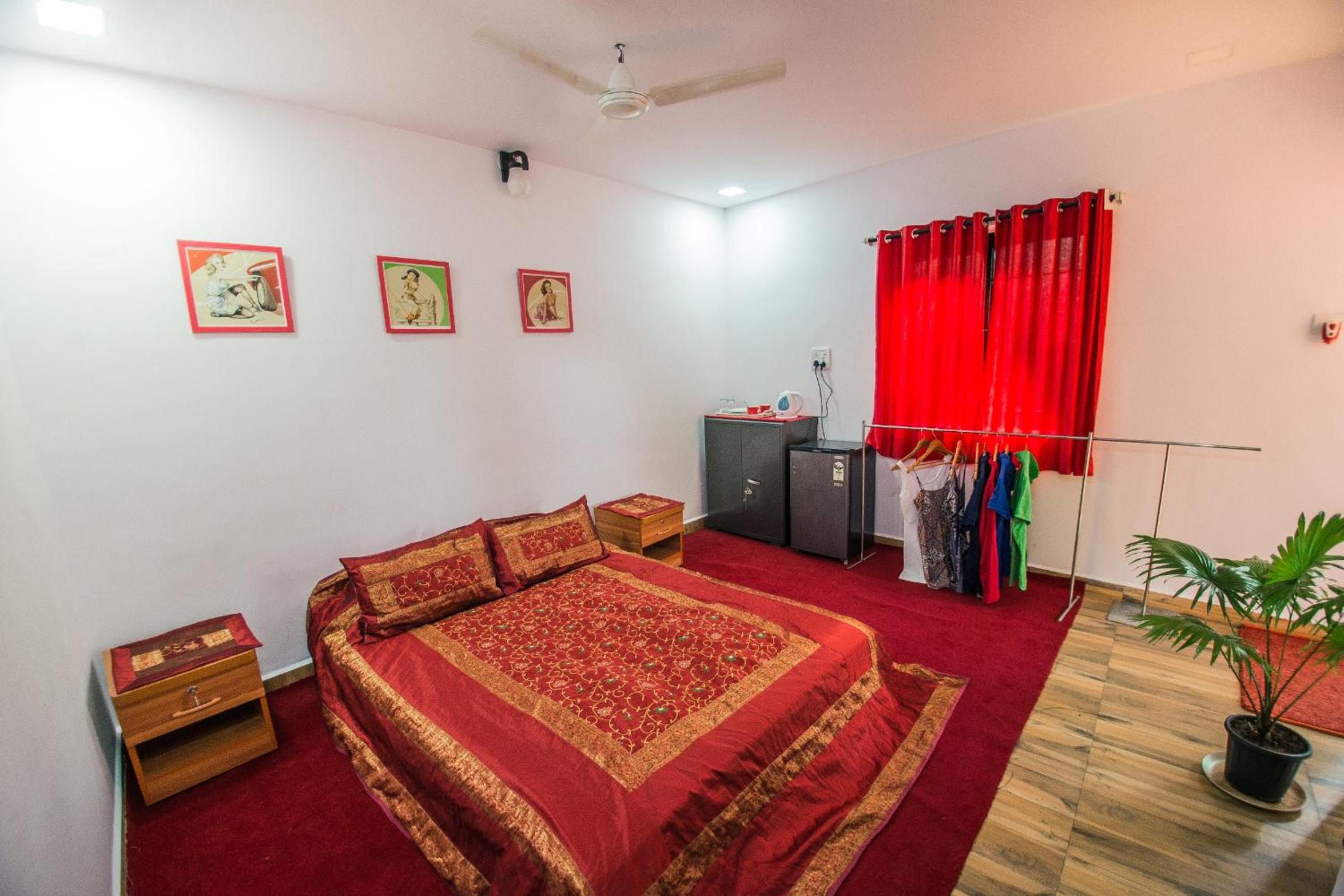 Studio with Balcony
