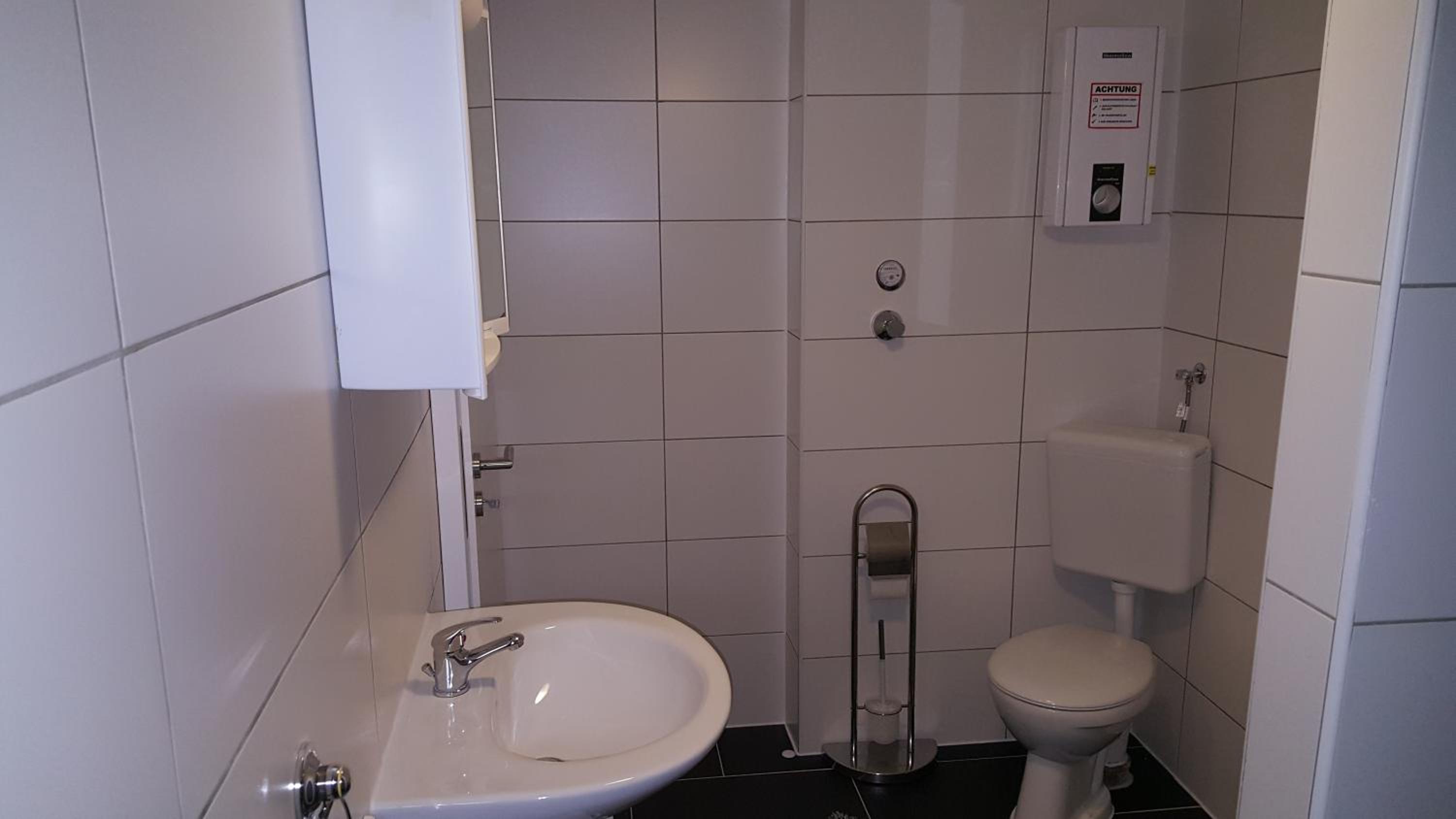 Triple Room With Shared Bathroom photo 3