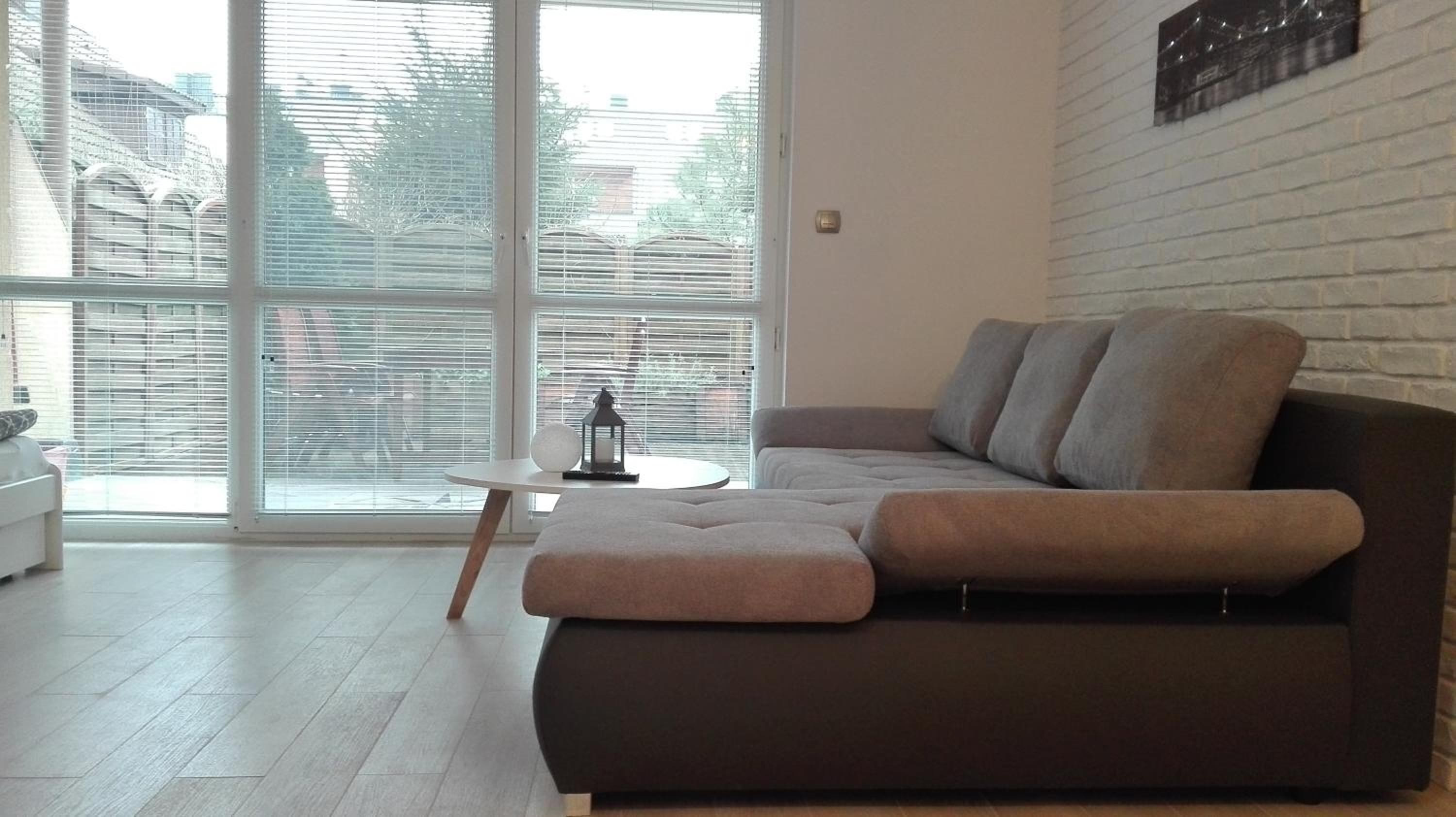 Apartment with Terrace - Photo 14