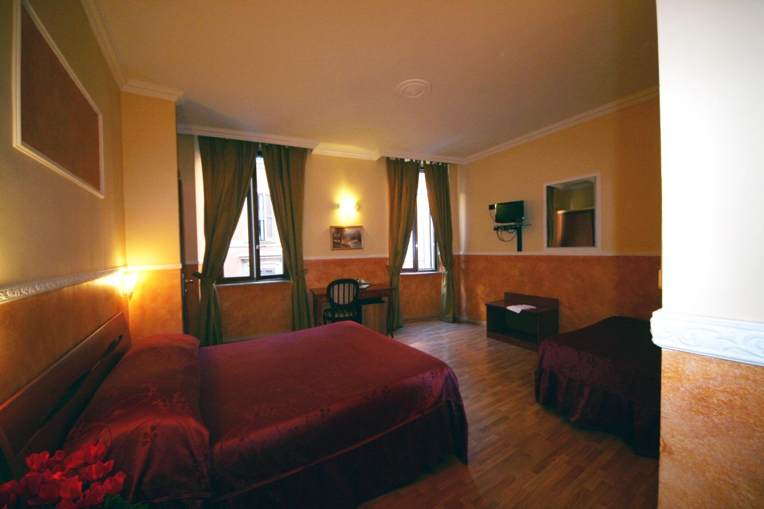 Triple Room photo 2