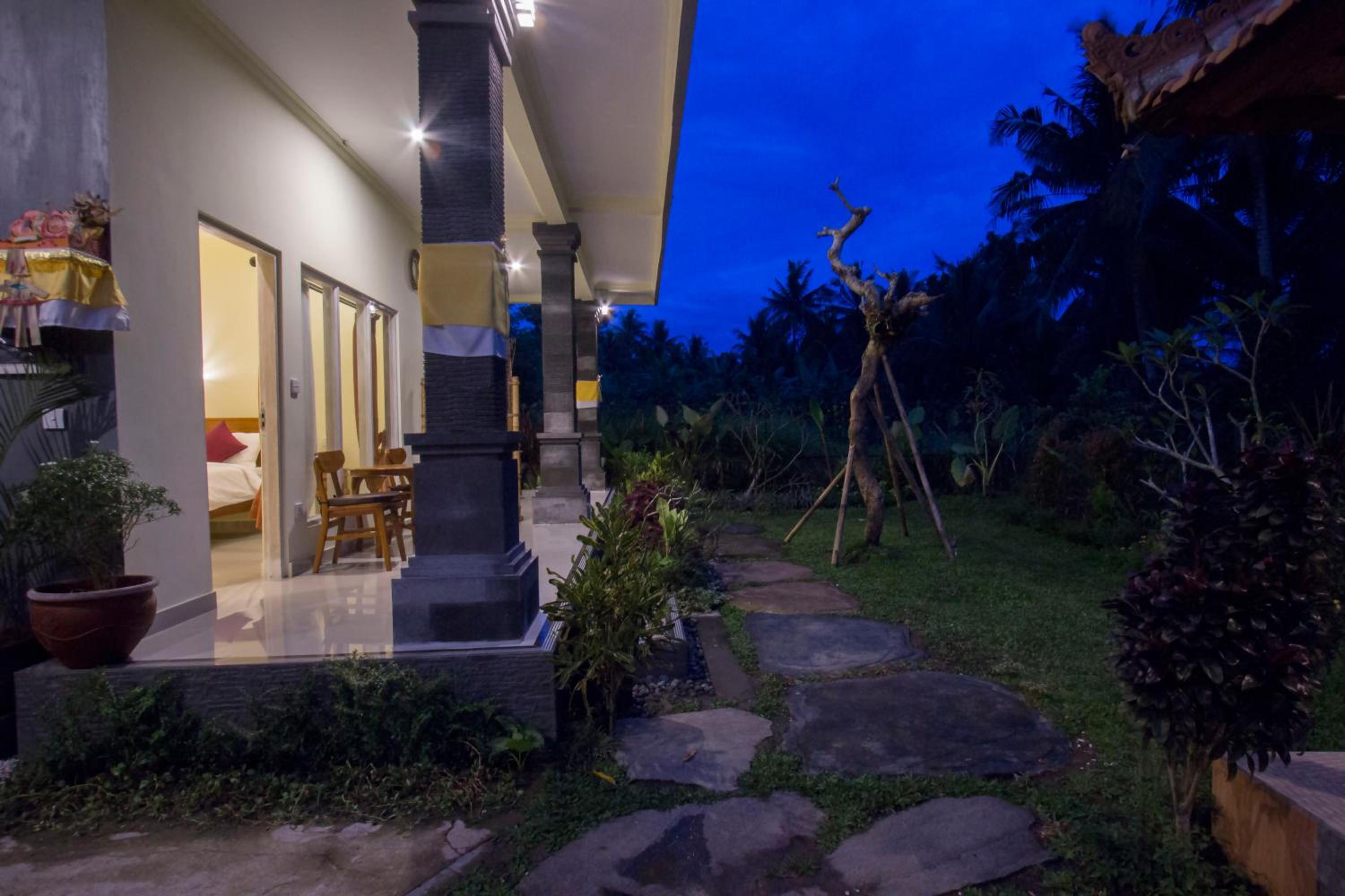 Double Room - Photo 18
