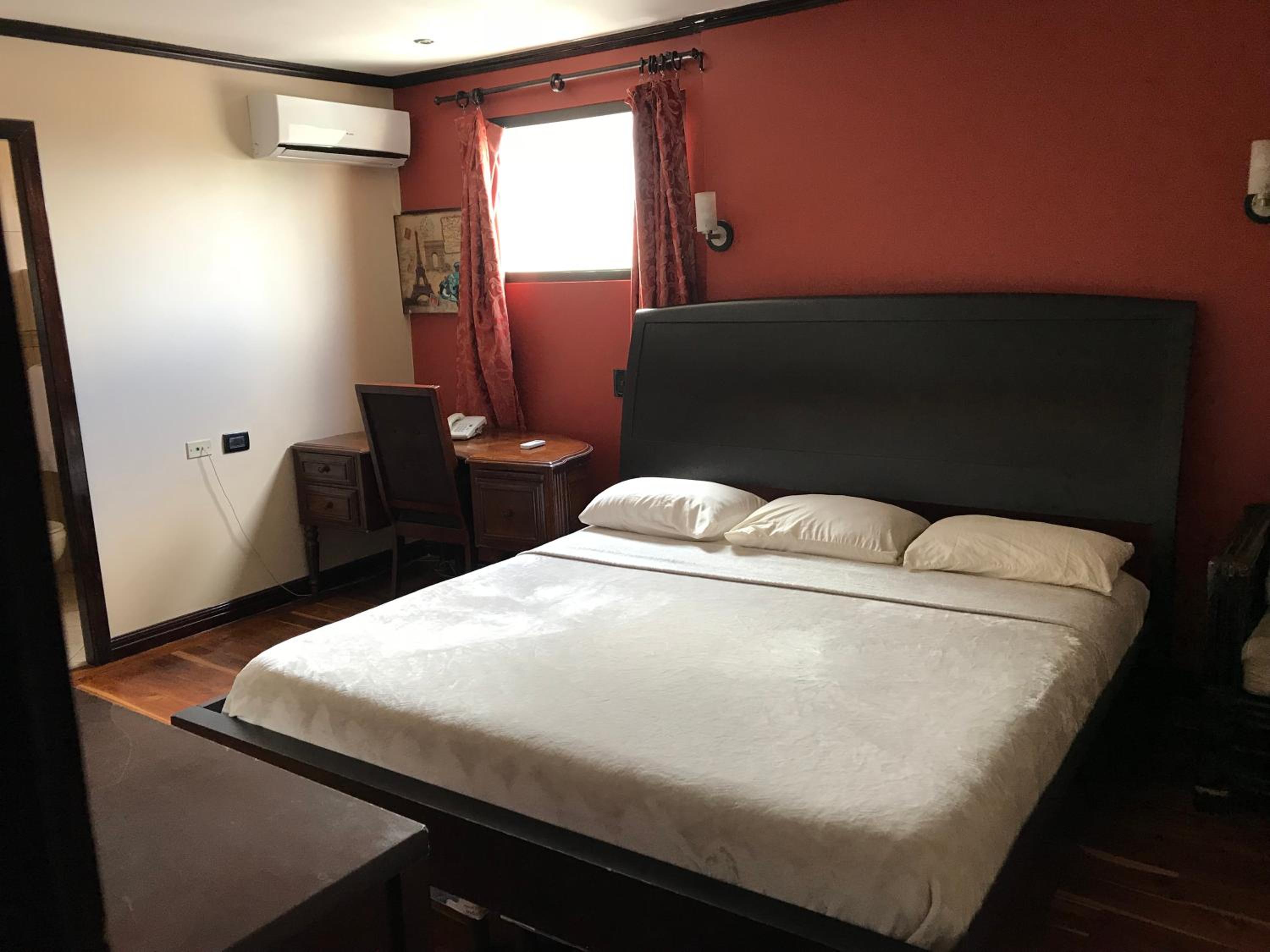 Deluxe Double Room photo 2