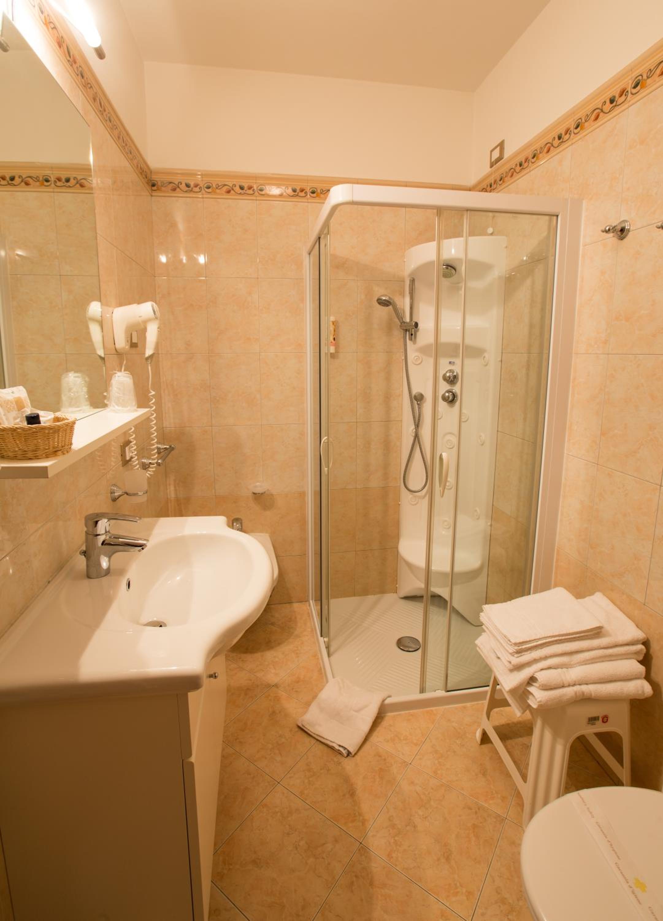 Superior Double Room with Balcony photo 3