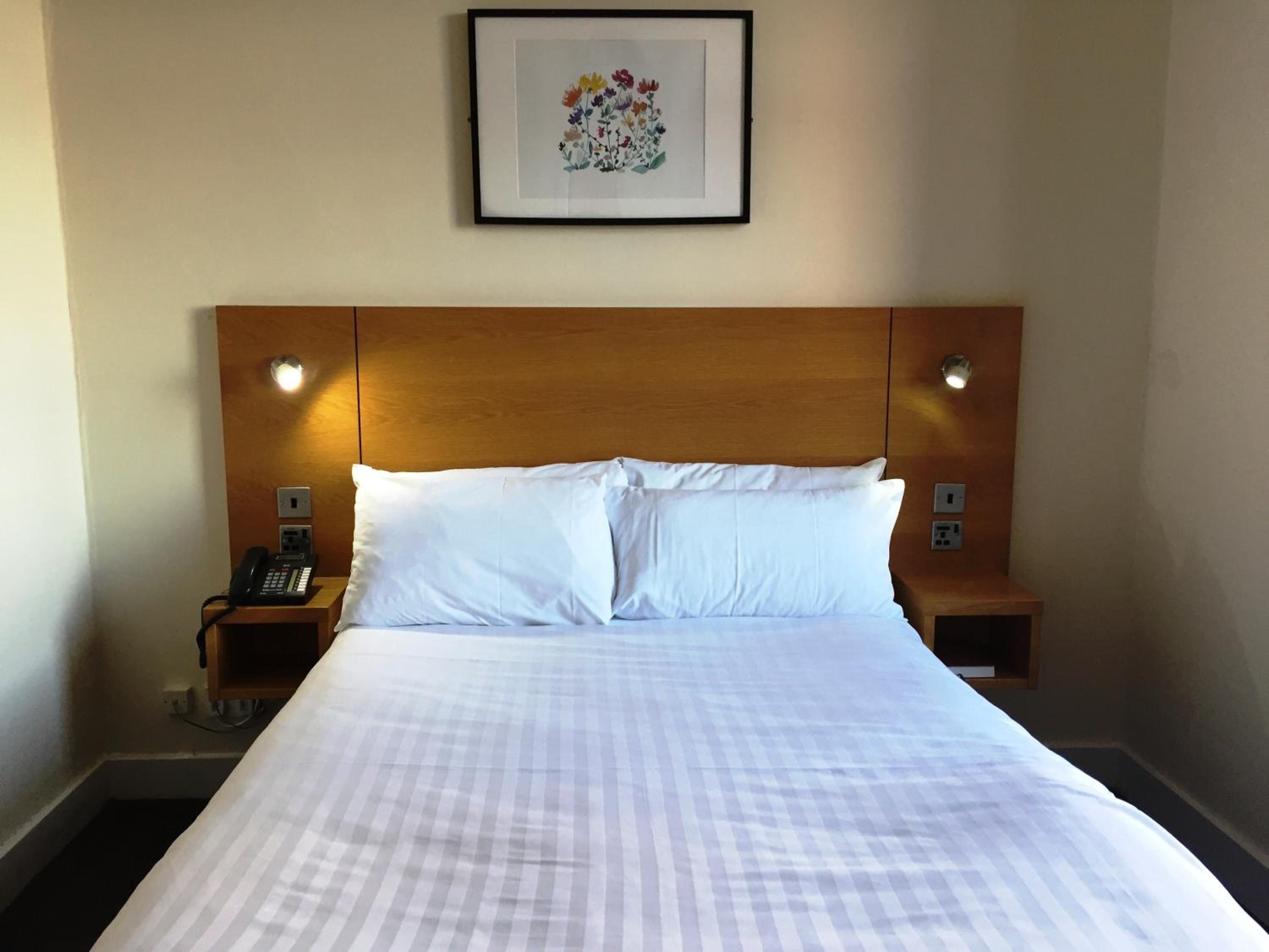 Double Room - Photo 4