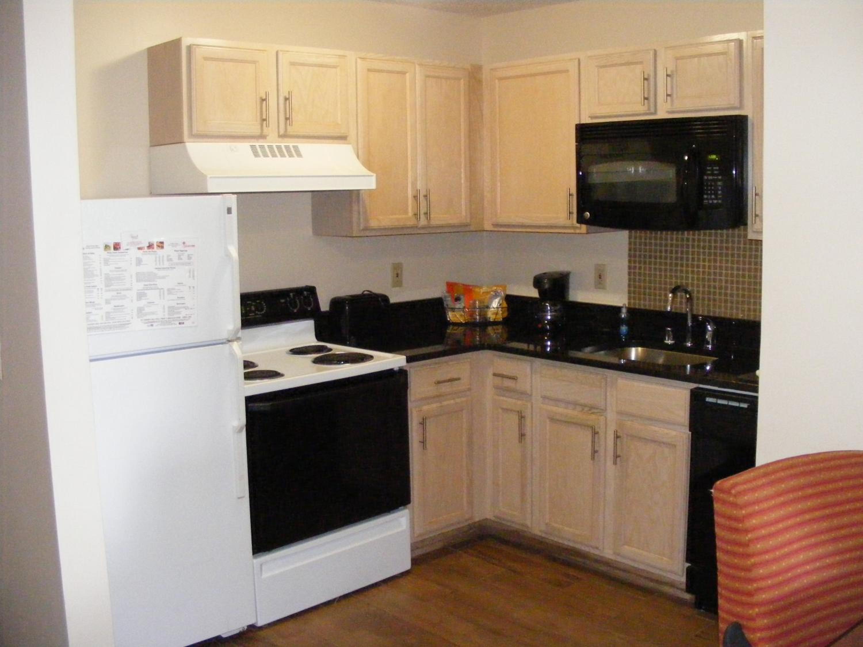 King Room with Sofa Bed and Full Kitchen - Photo 2