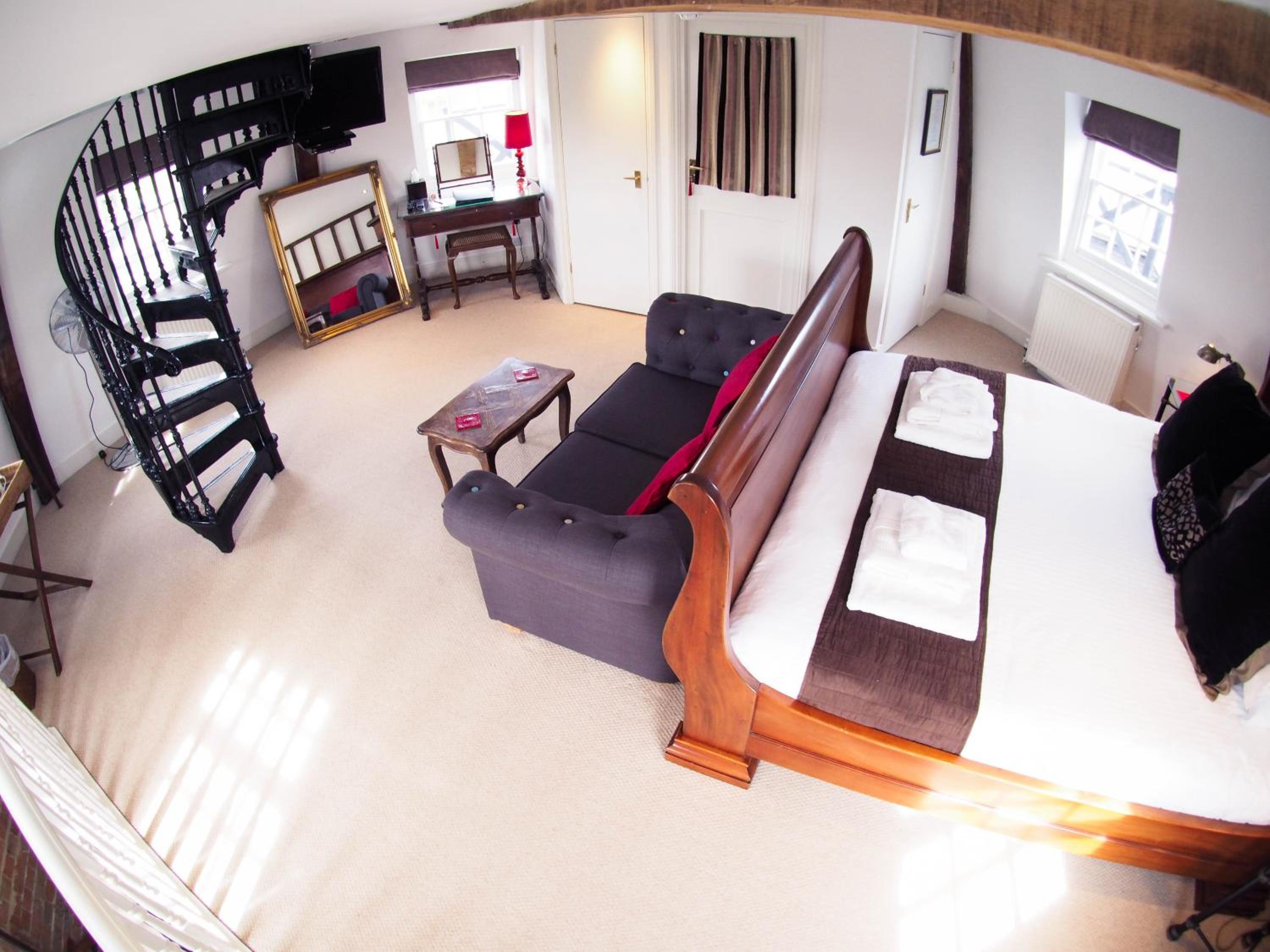 King Suite with Balcony
