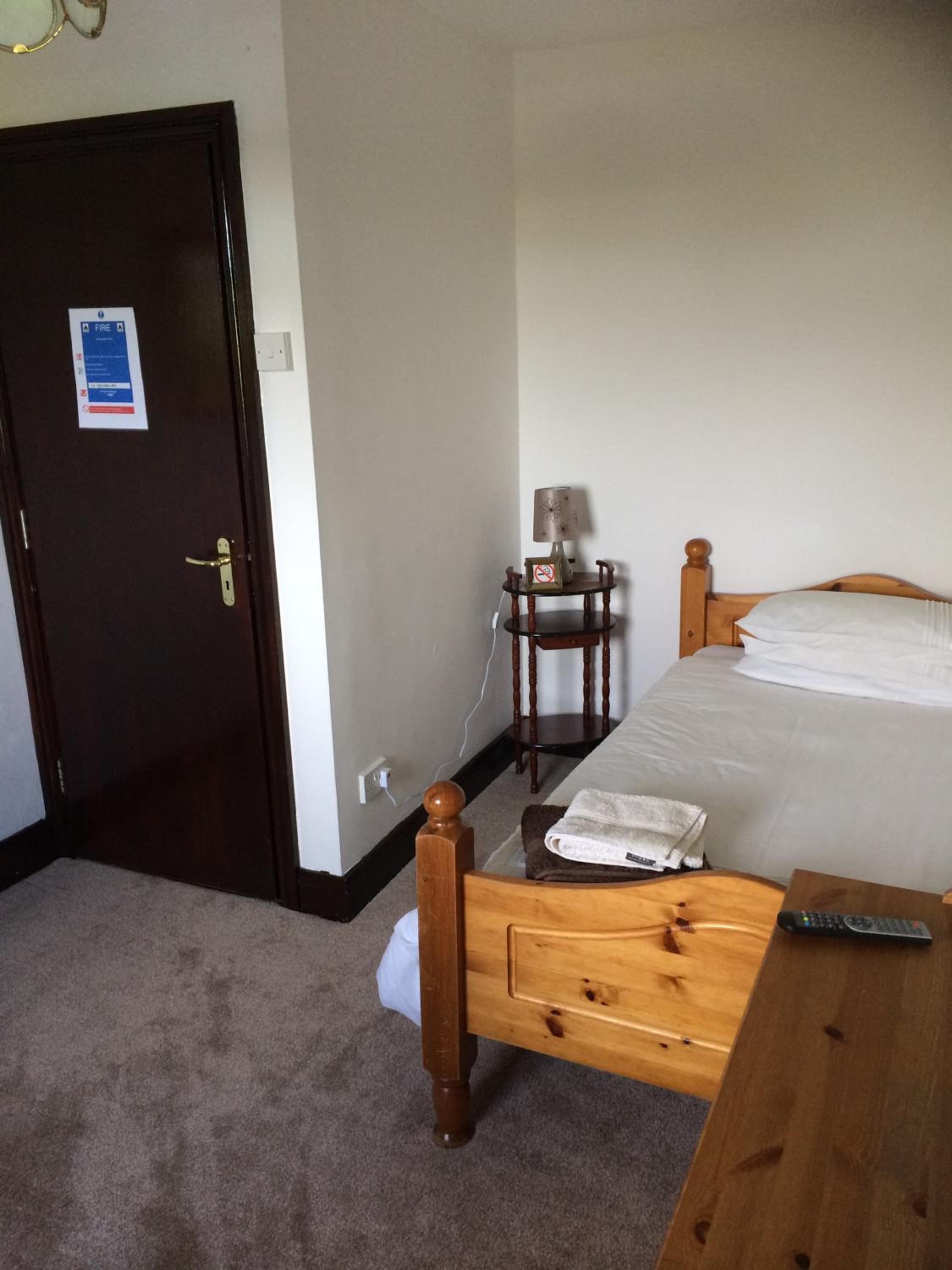Single Room with Private External Bathroom photo 2