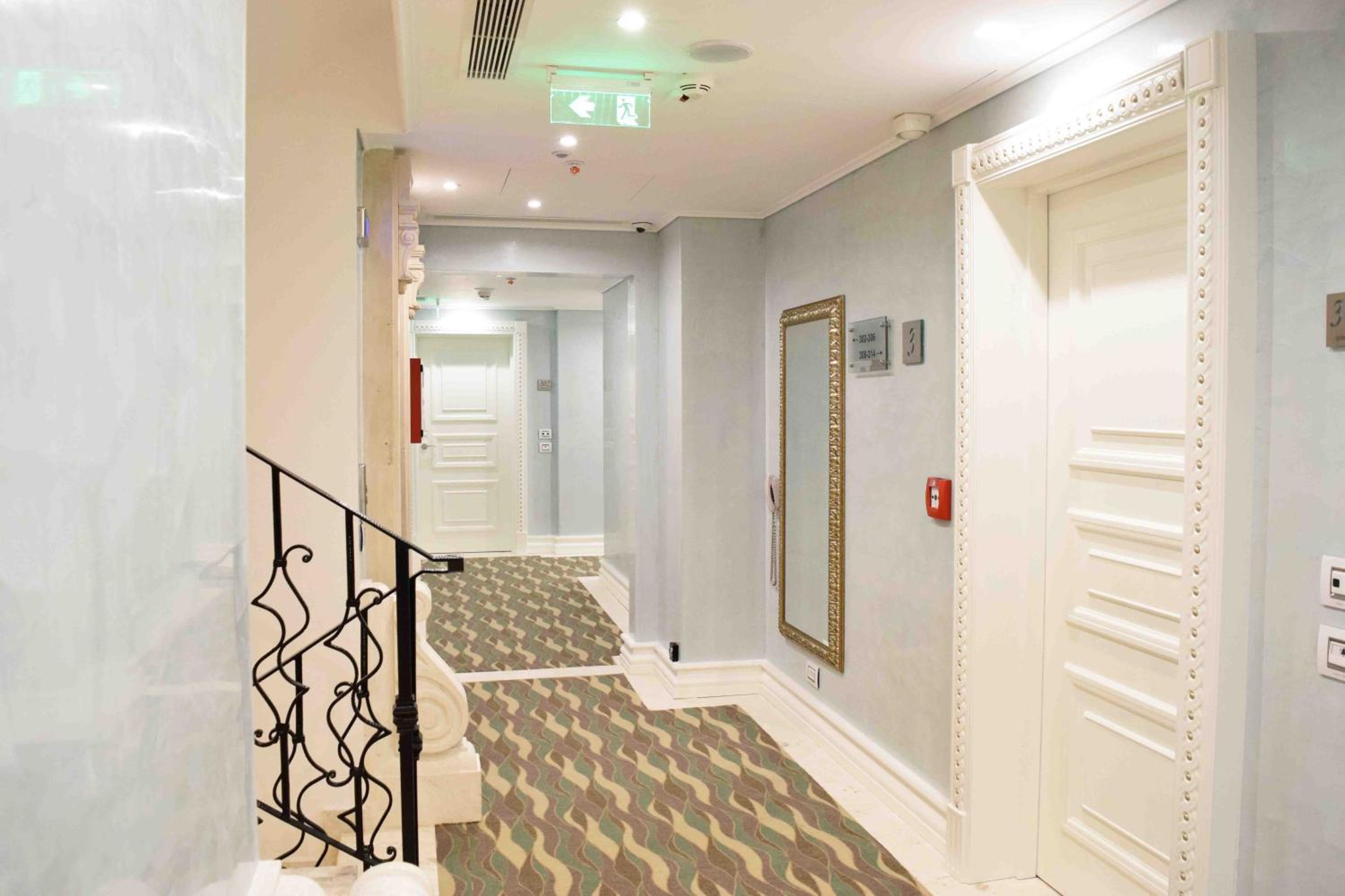 Deluxe Twin Room photo 3