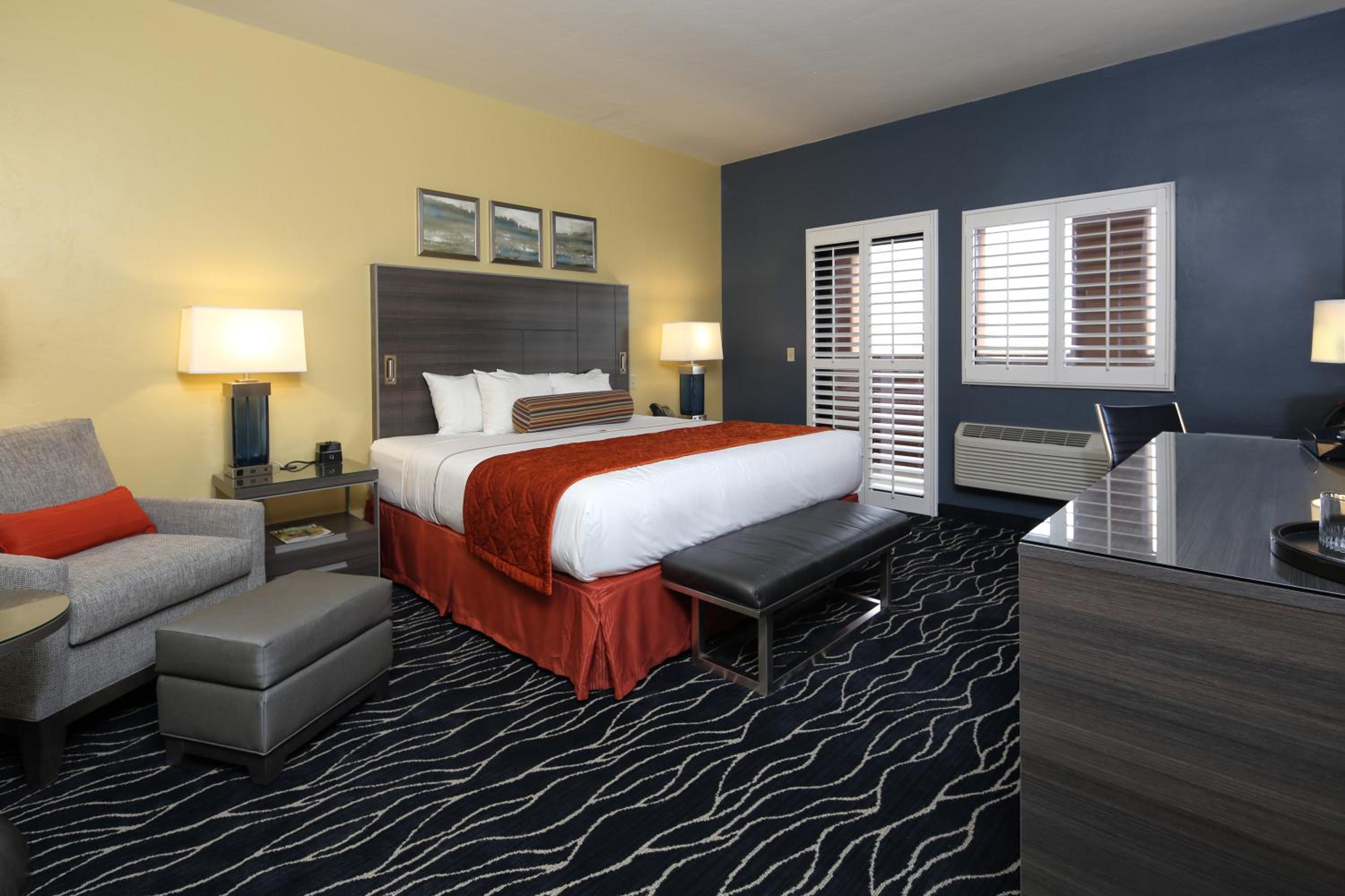 Superior King Room - Photo 1
