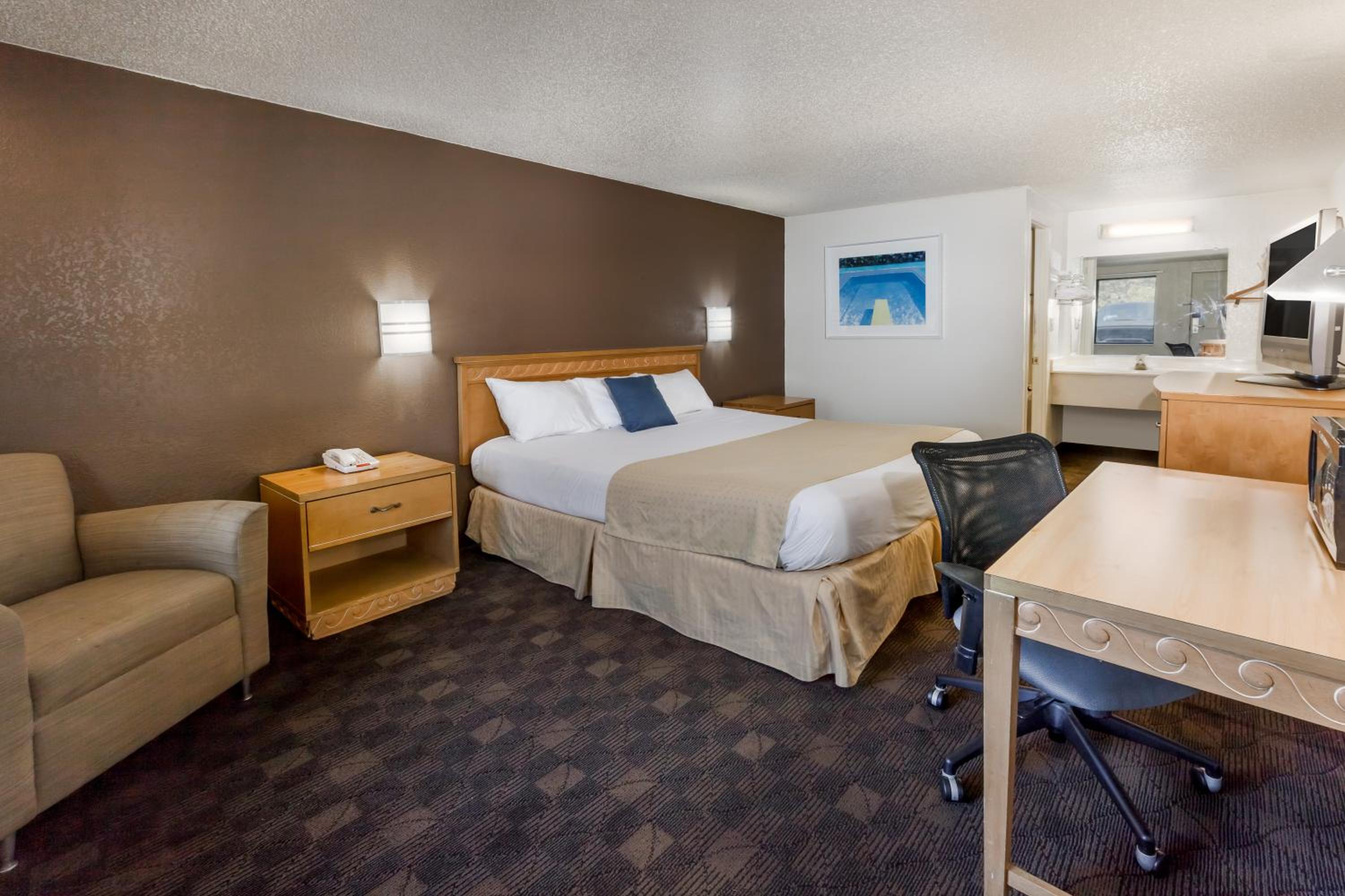 King Suite photo 2