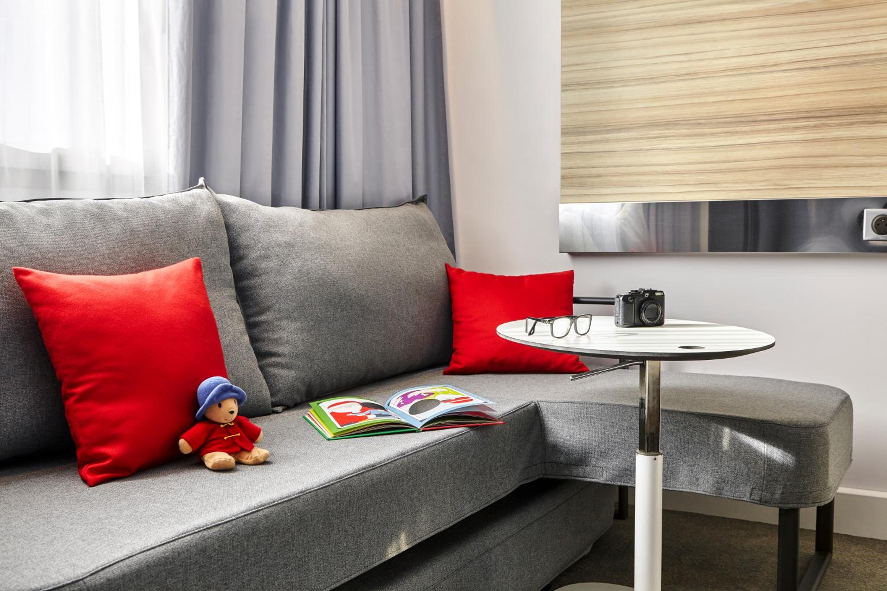 Executive Room with king-size bed - Photo 6