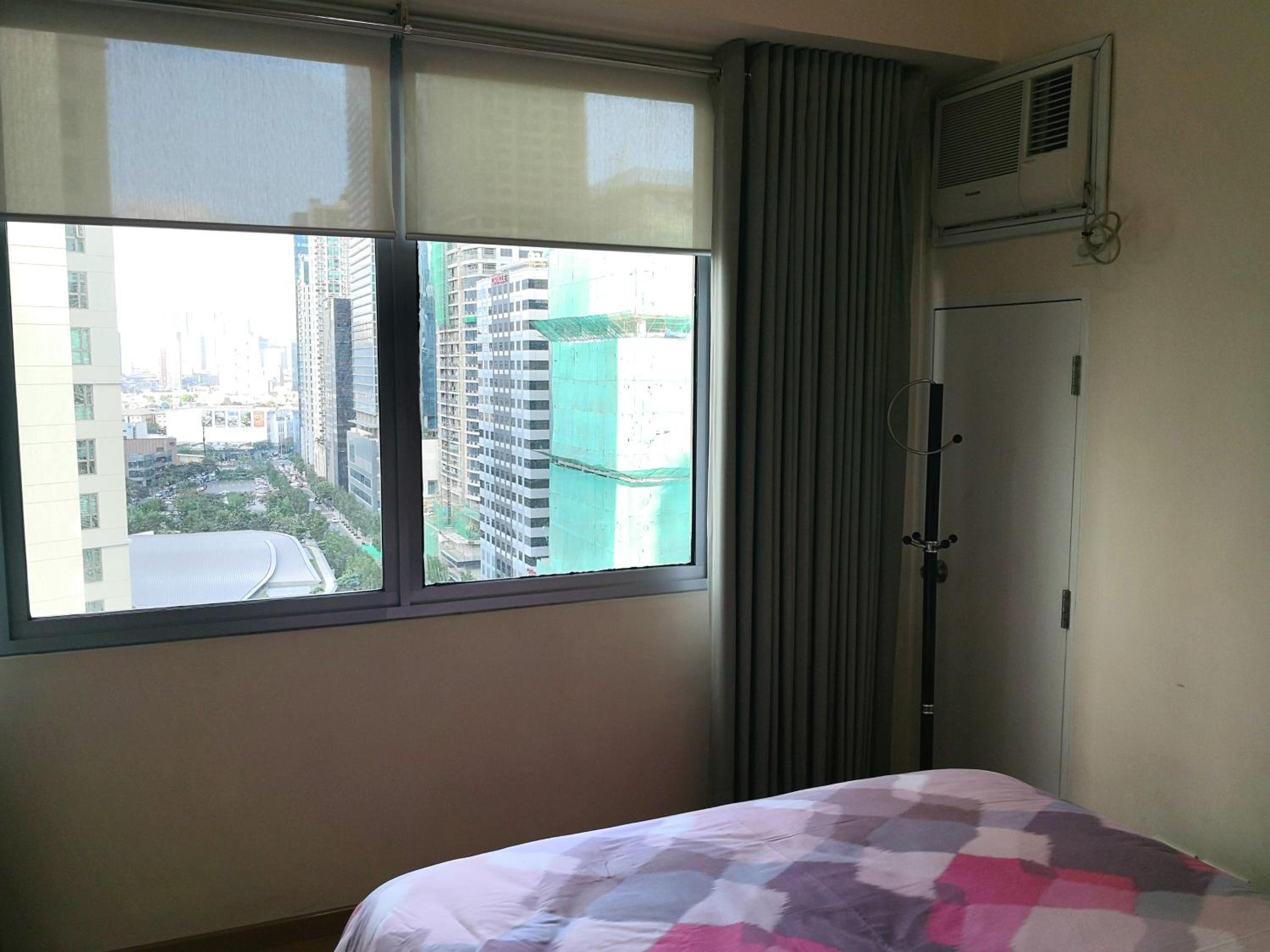 Apartment with City View