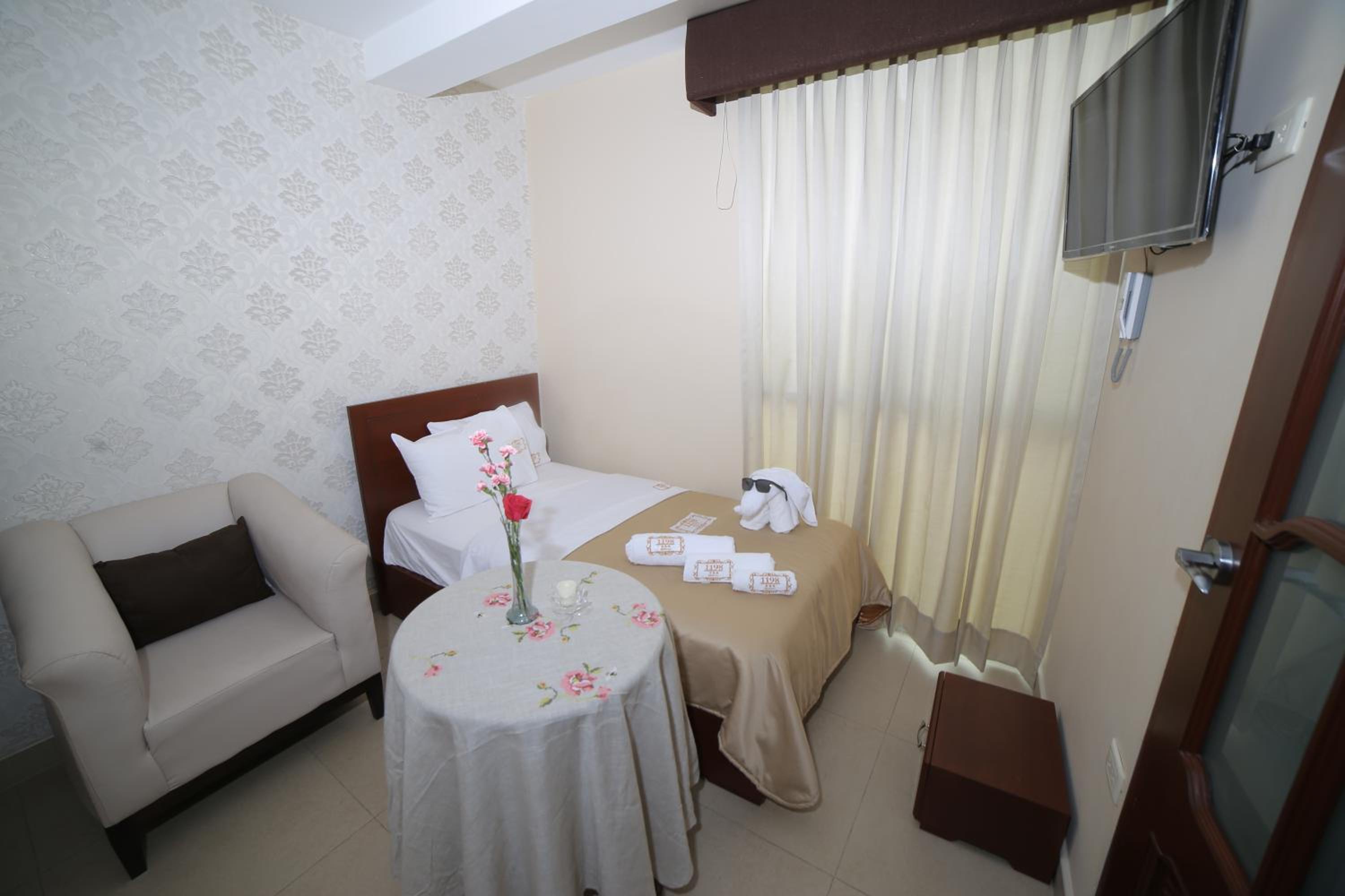 Single Room With Private Bathroom photo 1
