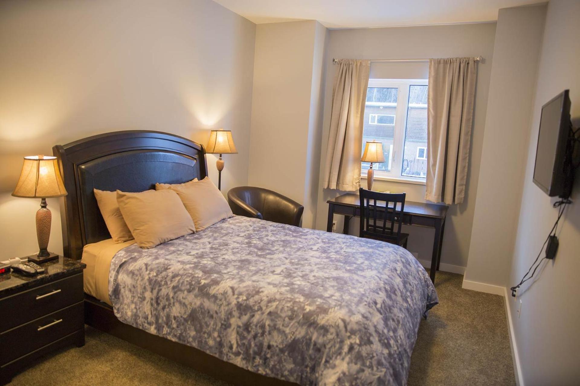 Deluxe Queen Room photo 3