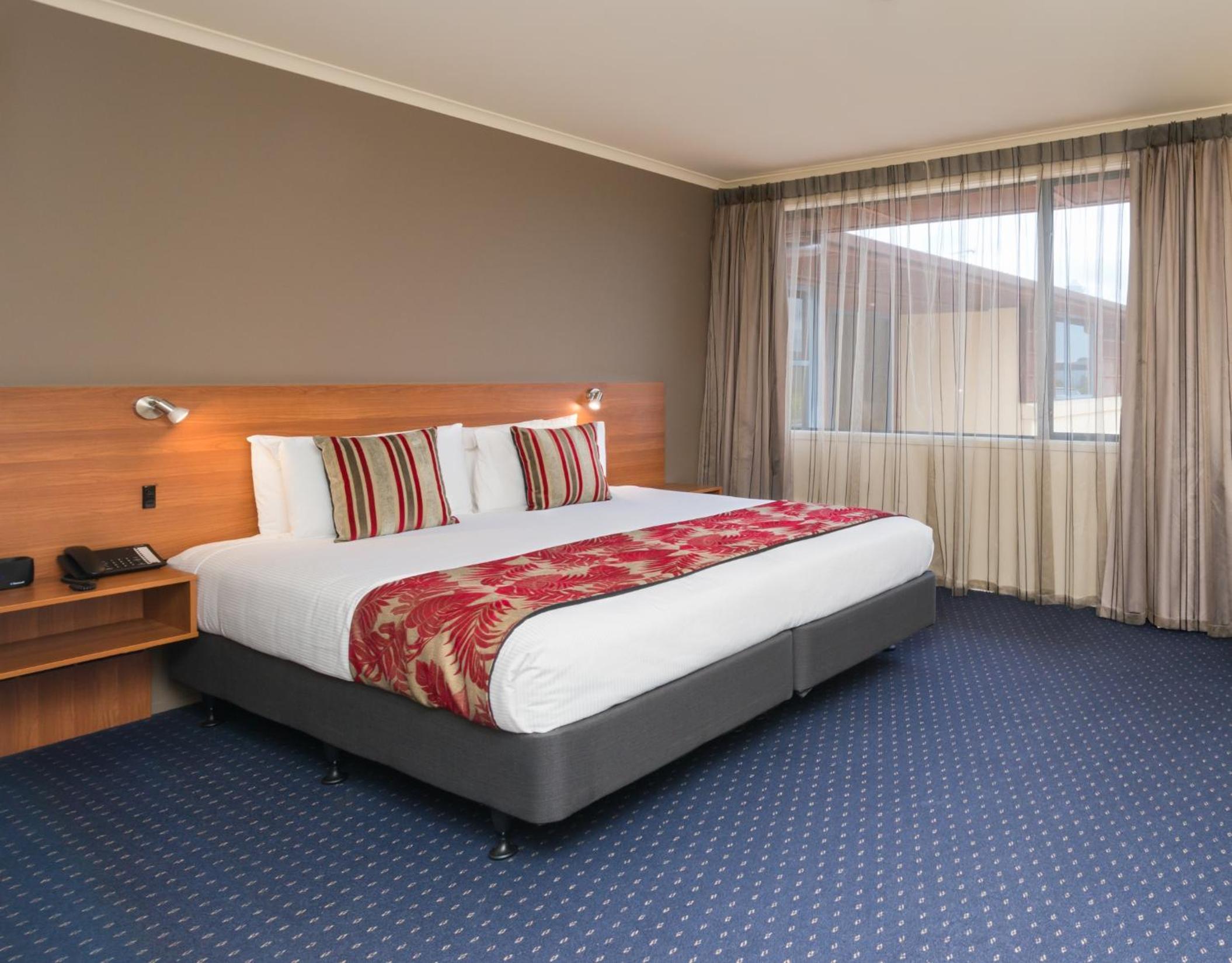 Standard One-Bedroom Suite - Photo 1