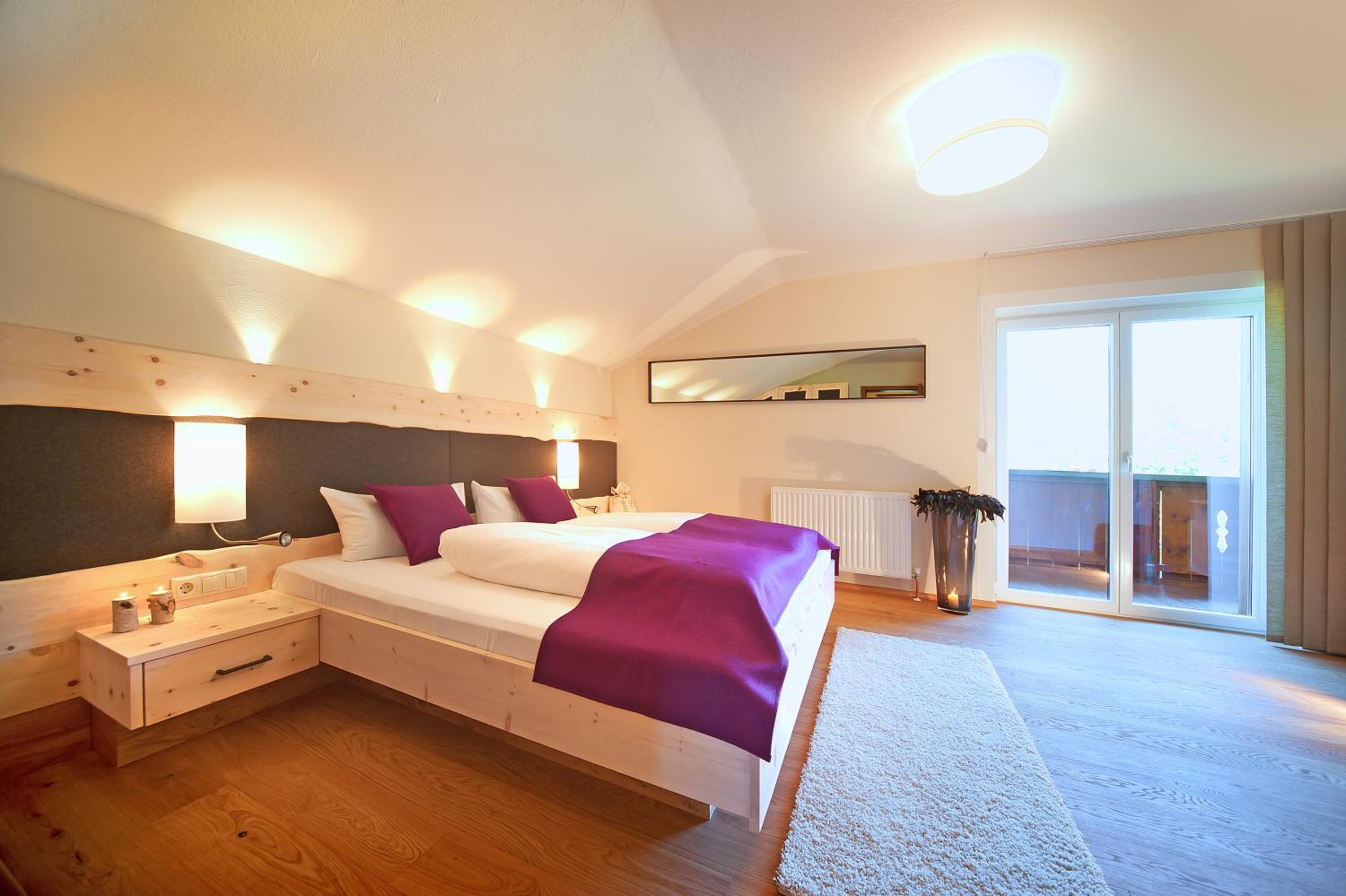 Two-Bedroom Apartment with Balcony - Photo 1