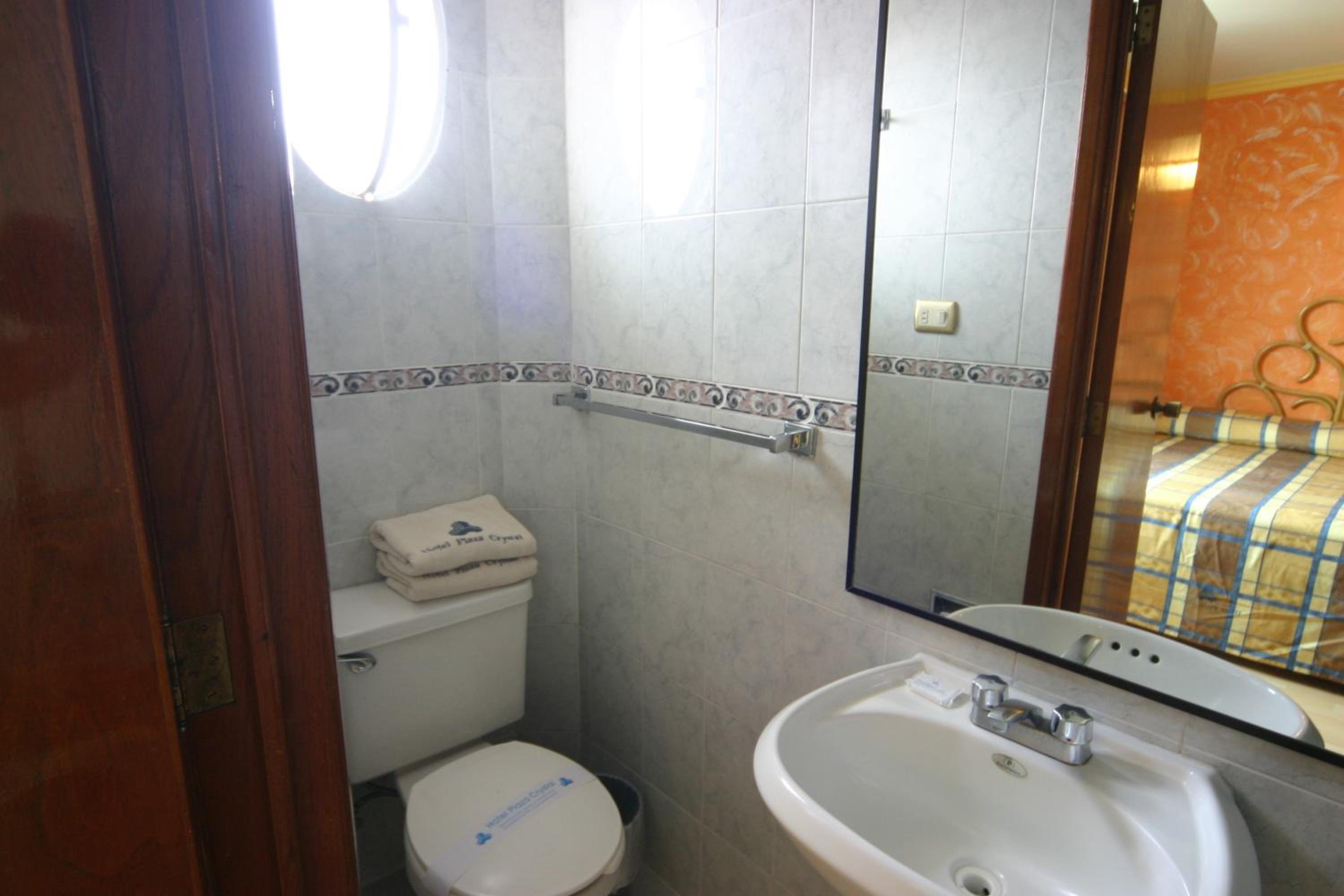 Standard Twin Room photo 2