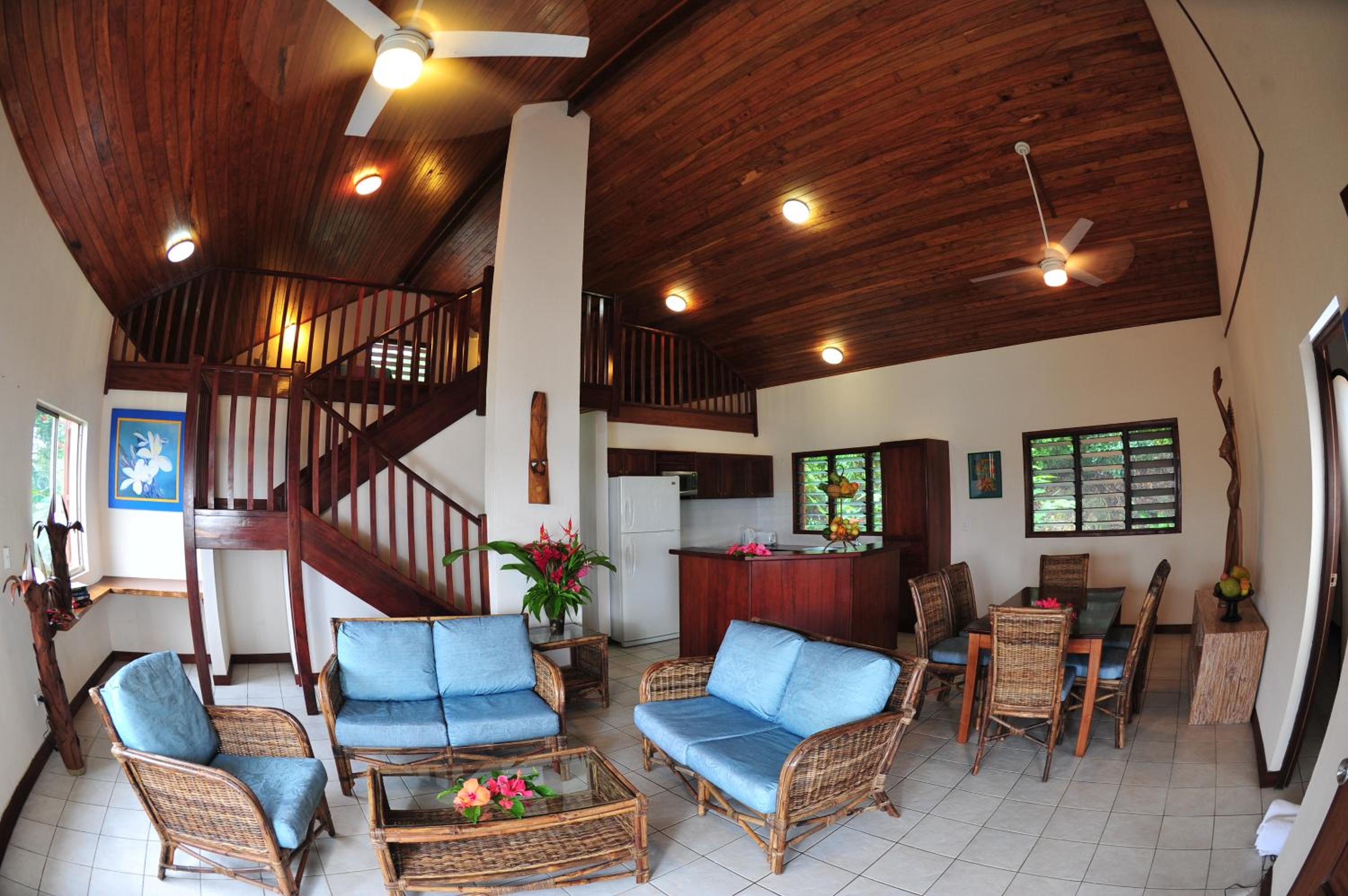 Three-Bedroom Apartment with Lagoon View