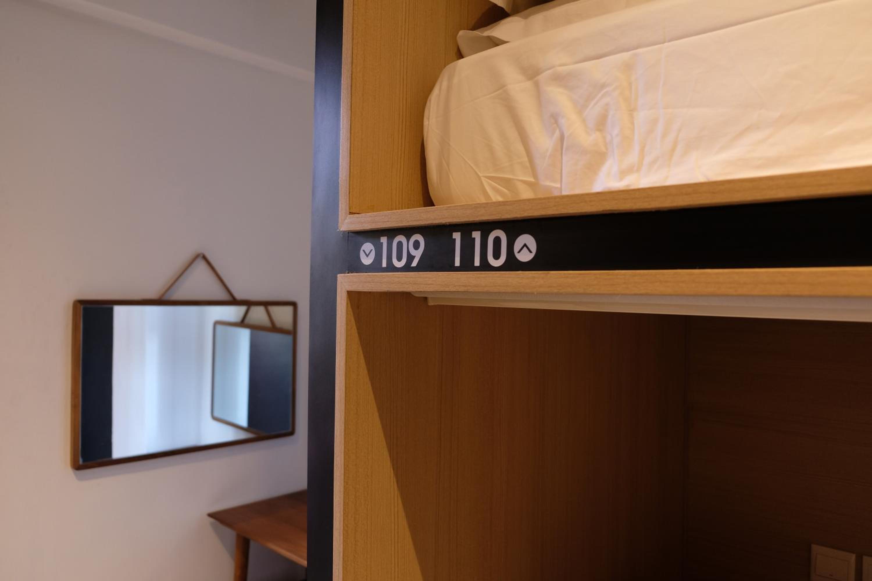 Bunk Bed in Mixed Dormitory Room photo 2