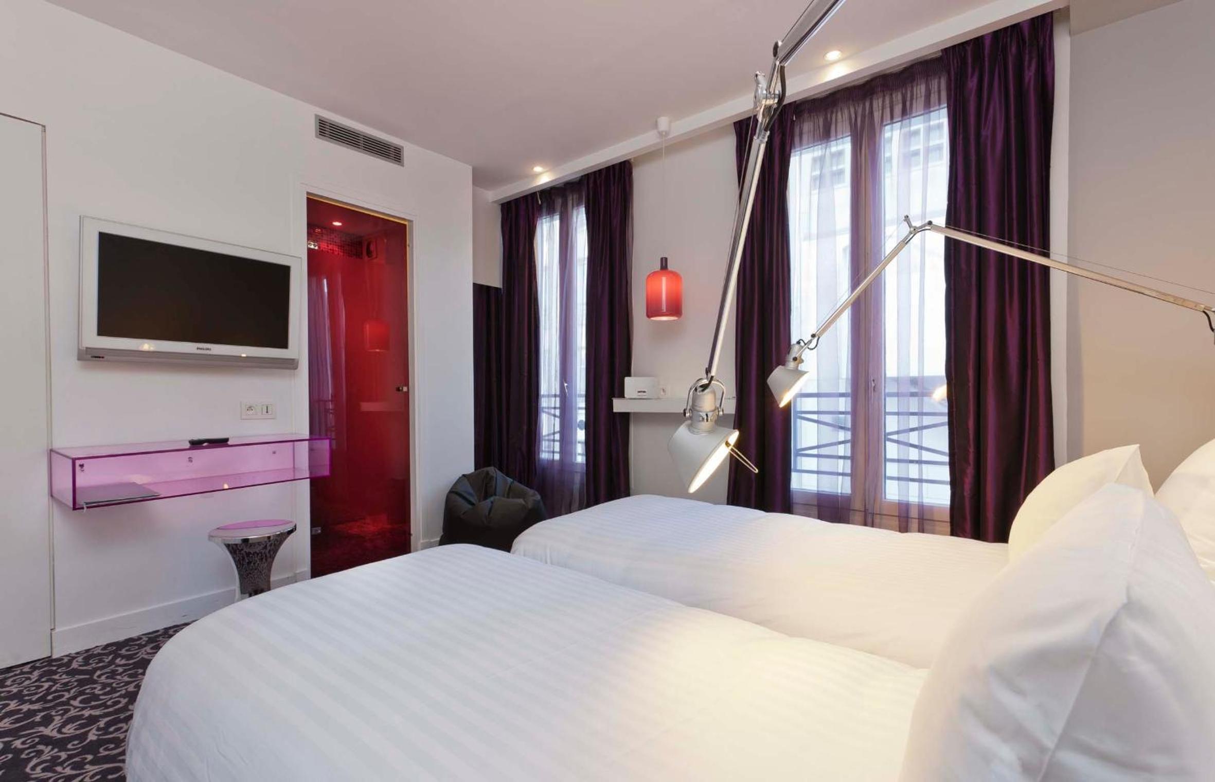 Standard Twin Room photo 1