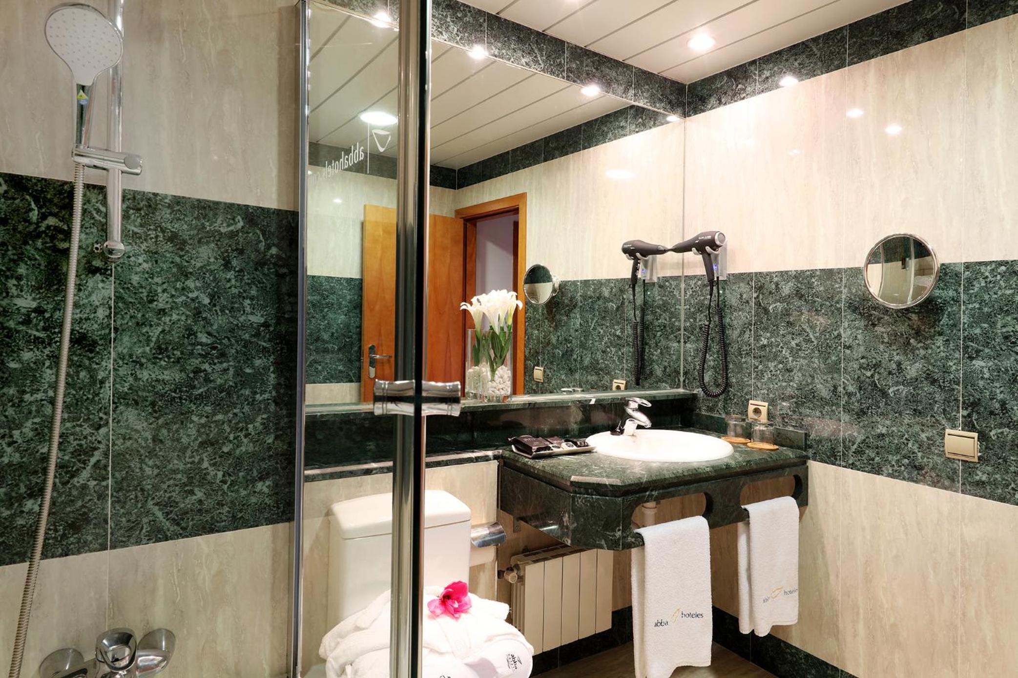 Premium Double or Twin Room (1-2 Adults) - Photo 4