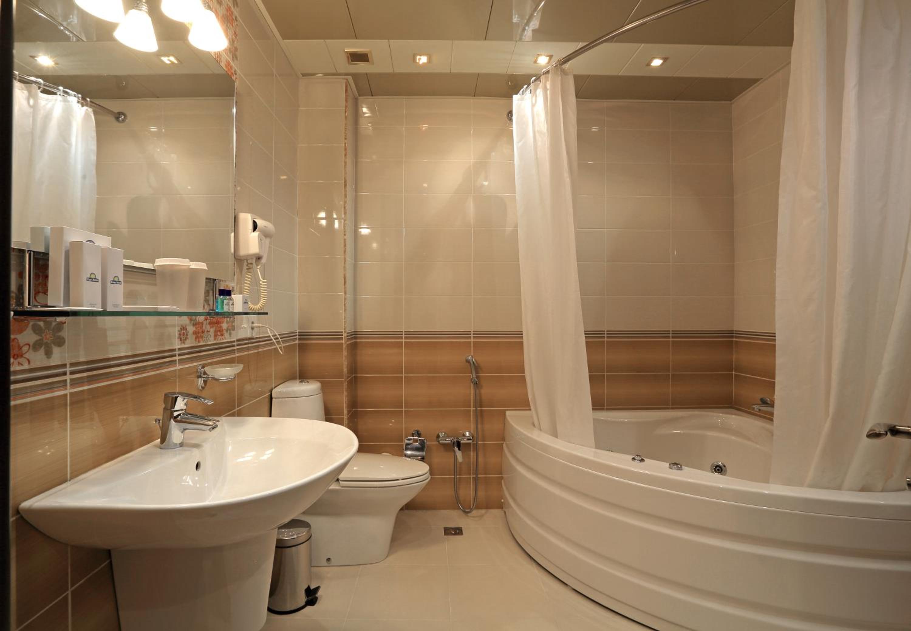 Business Double Room - Smoking - Photo 11