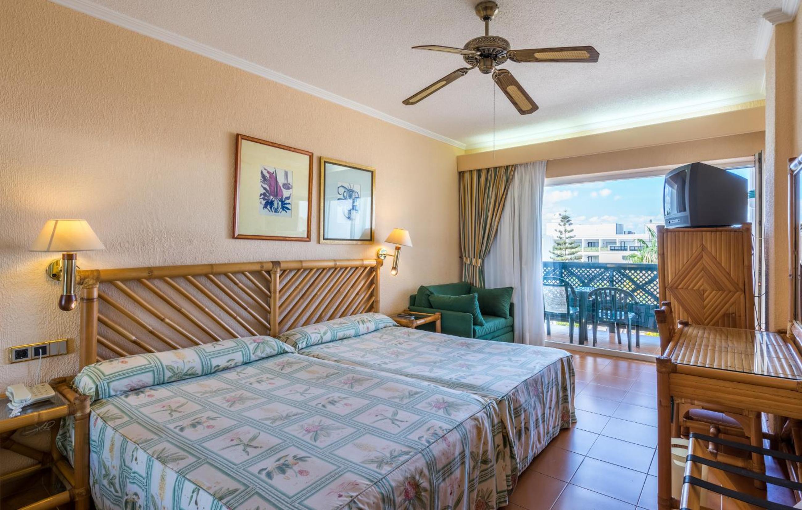 Habitación Doble o con Dos Camas